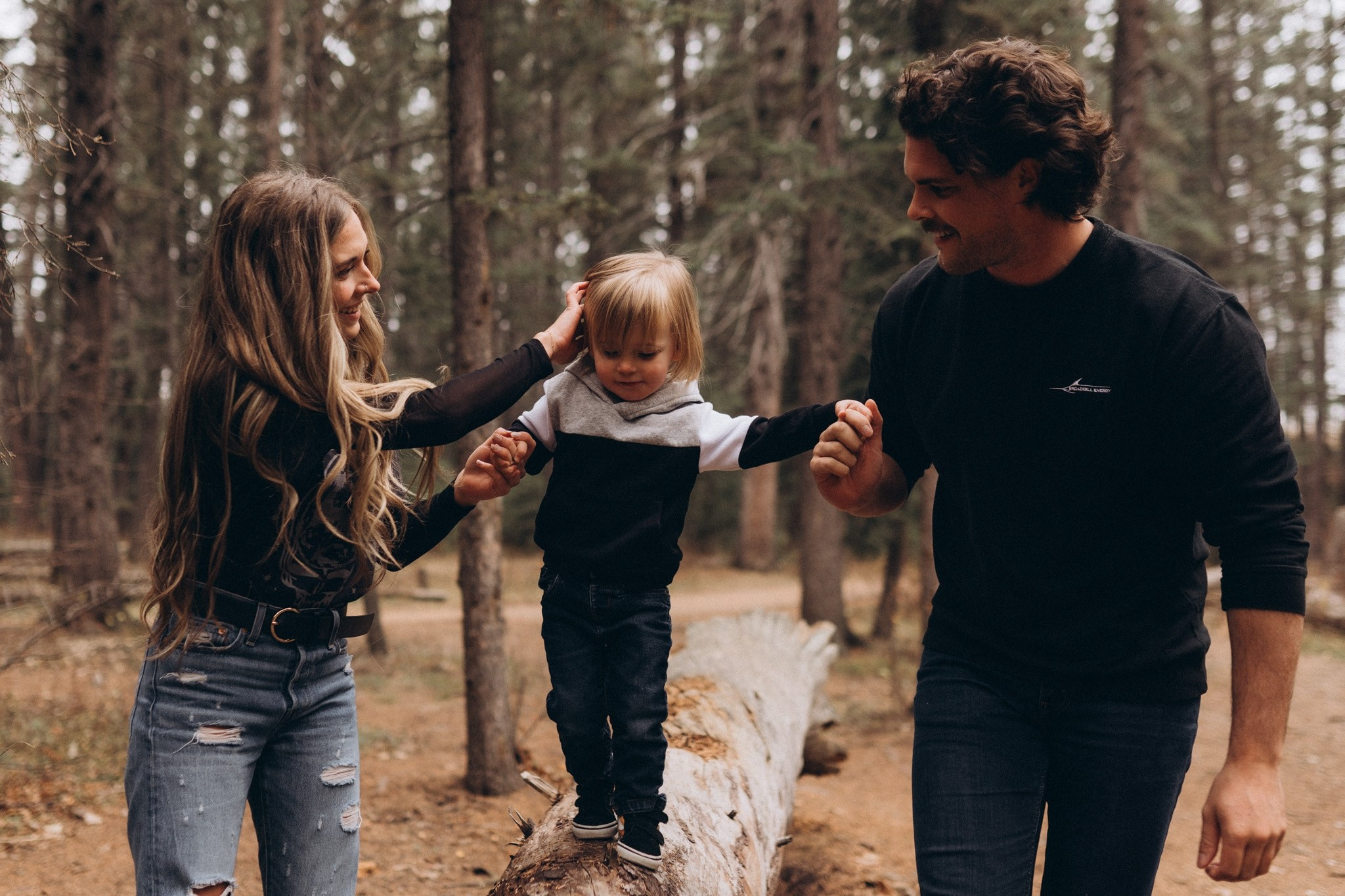 Family. Wedding and family photographer in Calgary Kate Beliaeva