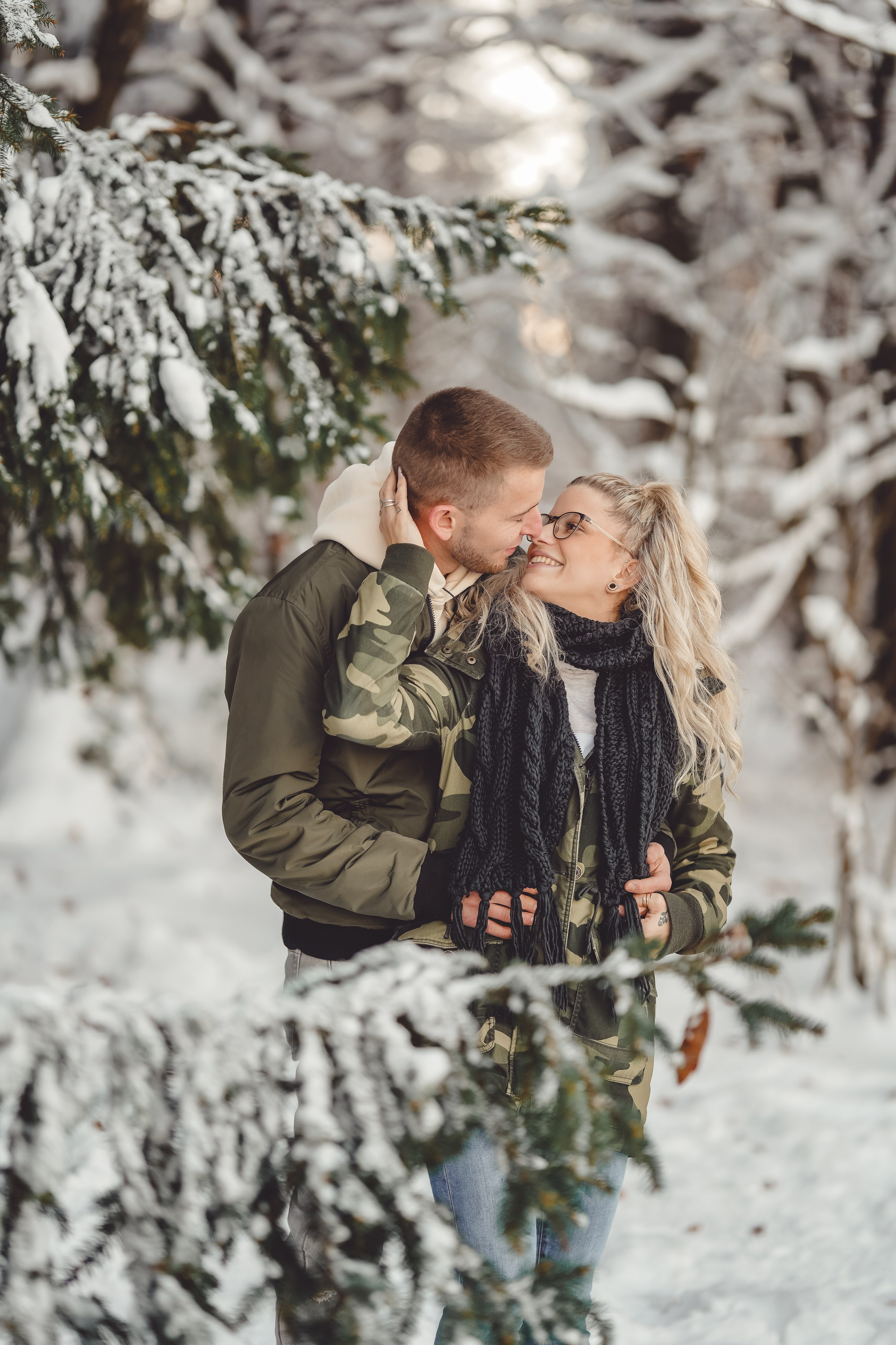Winter Lovestory. Portraitfotografie in Gründau Elena Ohnstedt