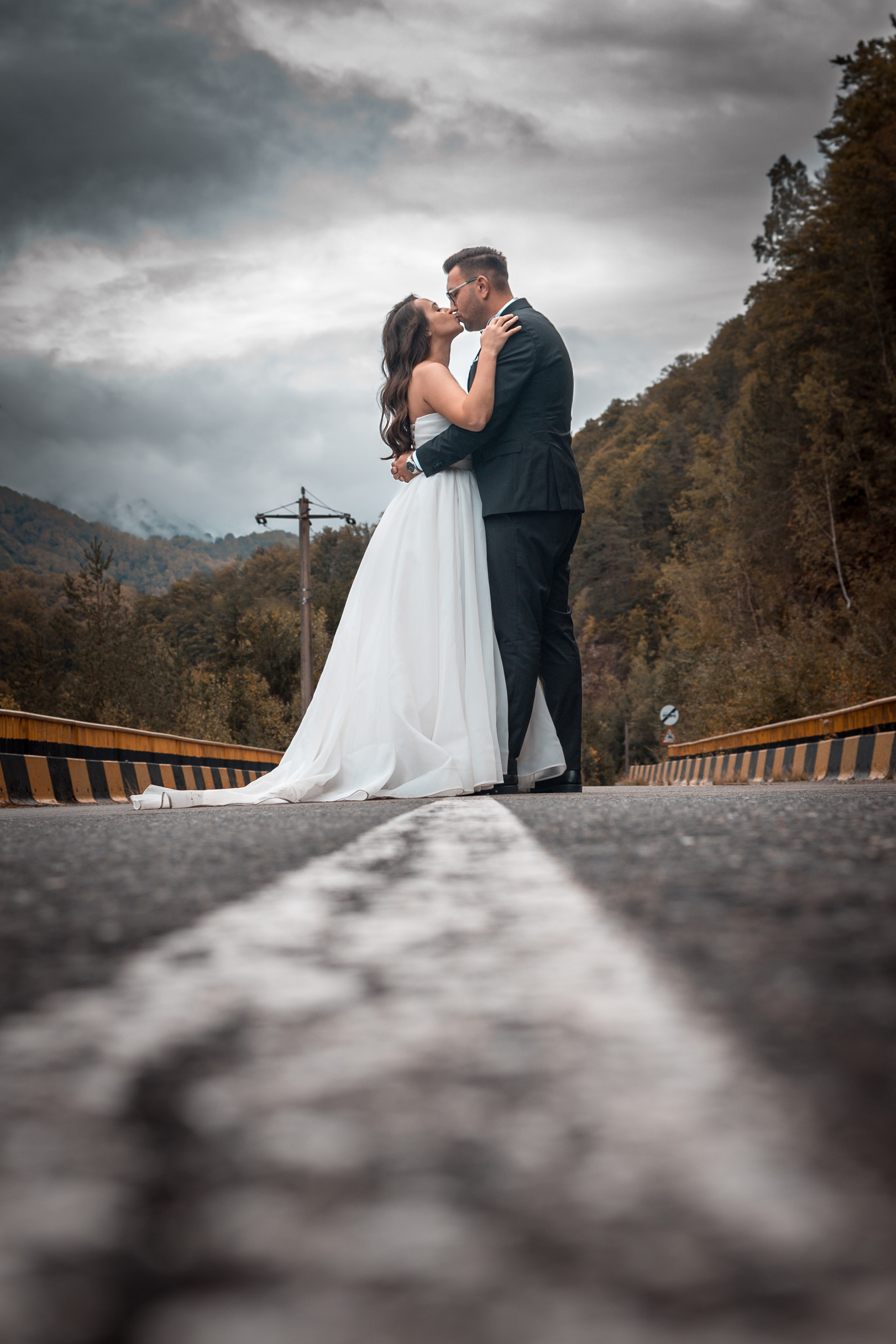 TRASH THE DRESS