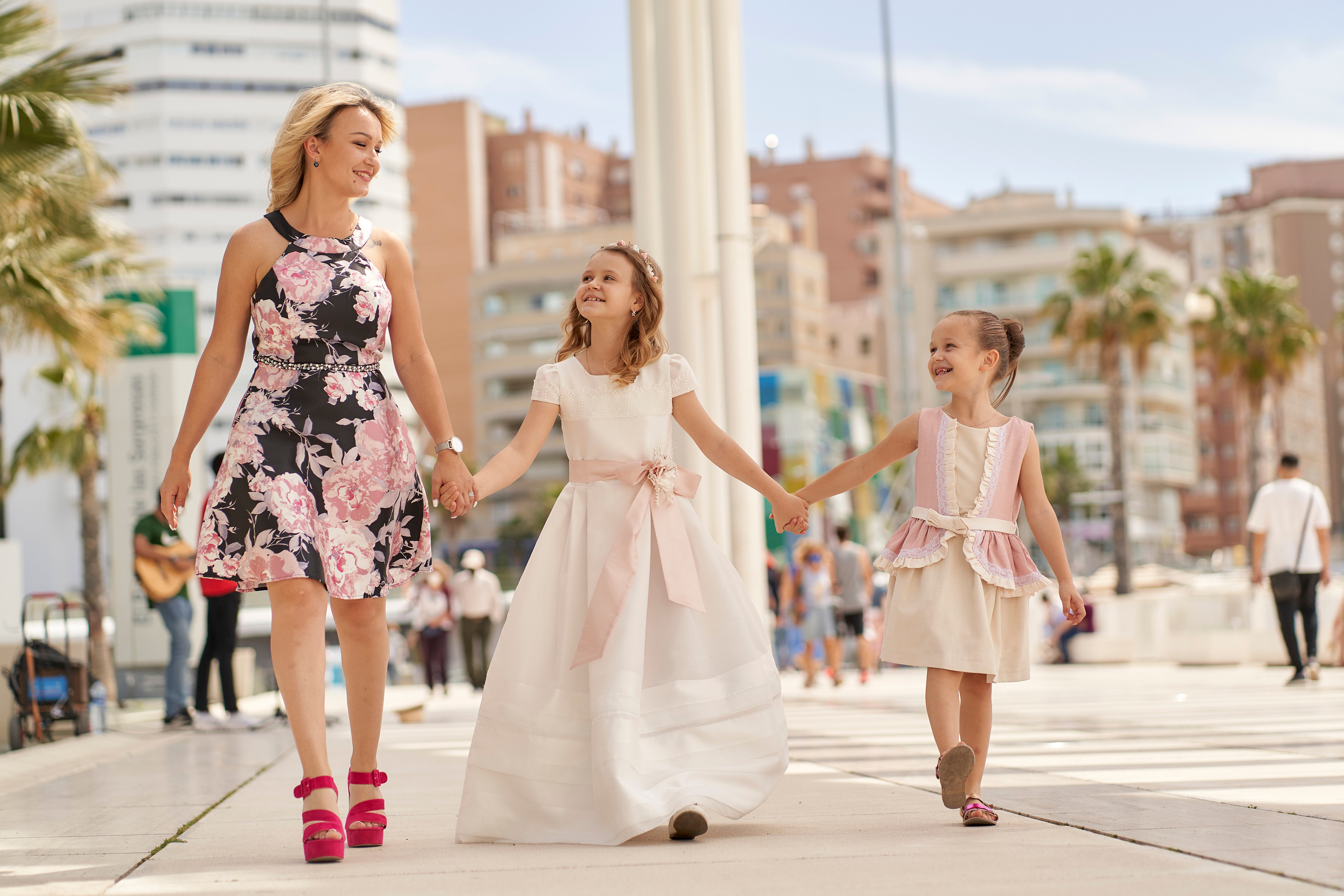 Sesion Emily comunion. Fotógrafo de bodas y familias en España, Málaga, Marbella