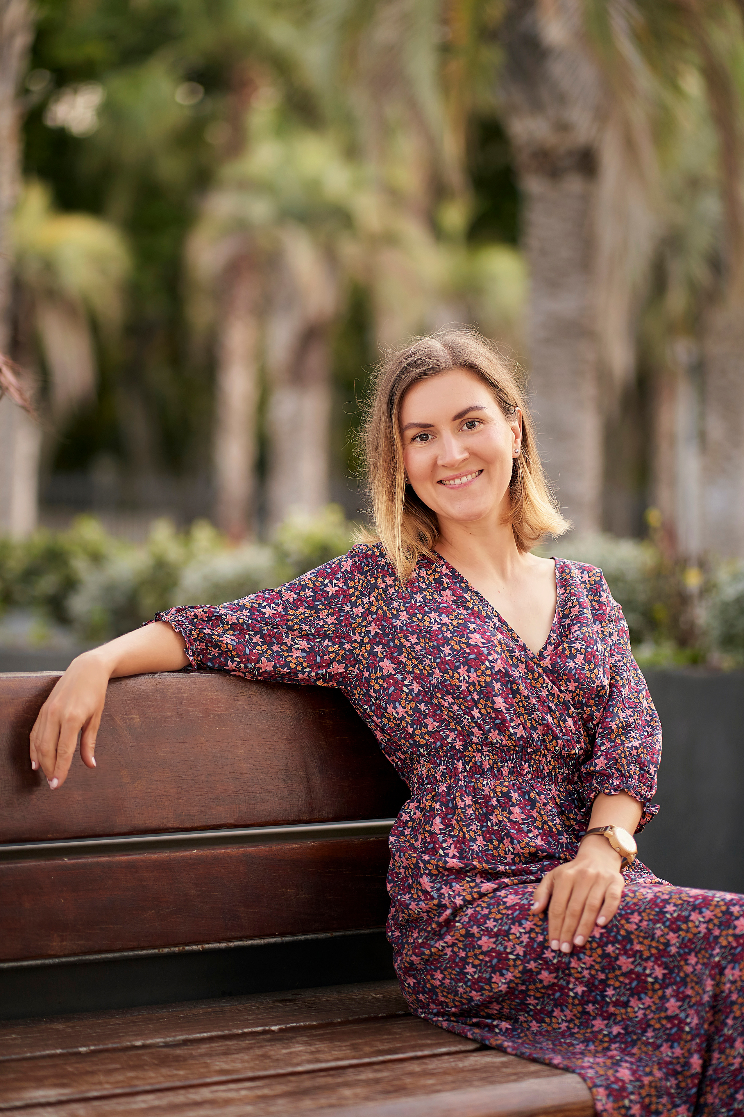 Suzanna street photo. Fotógrafo de bodas y familias en España, Málaga, Marbella