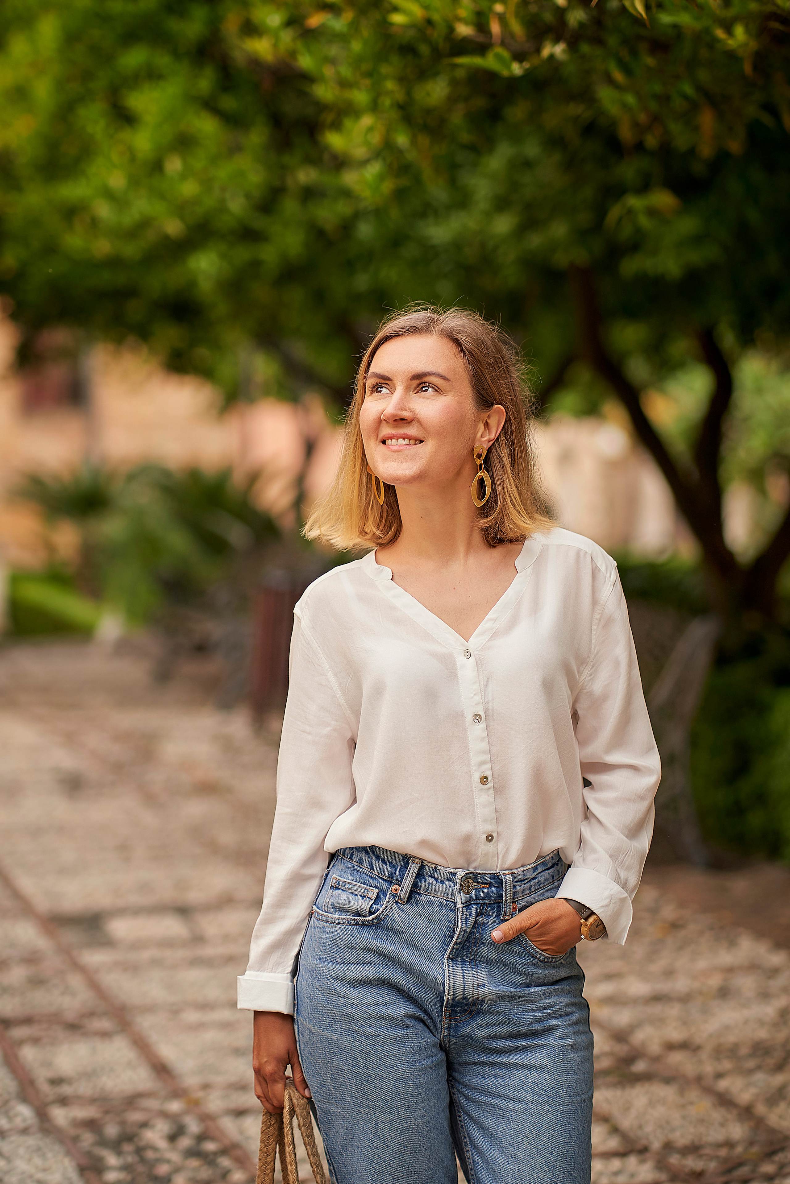 Suzanna street photo. Fotógrafo de bodas y familias en España, Málaga, Marbella