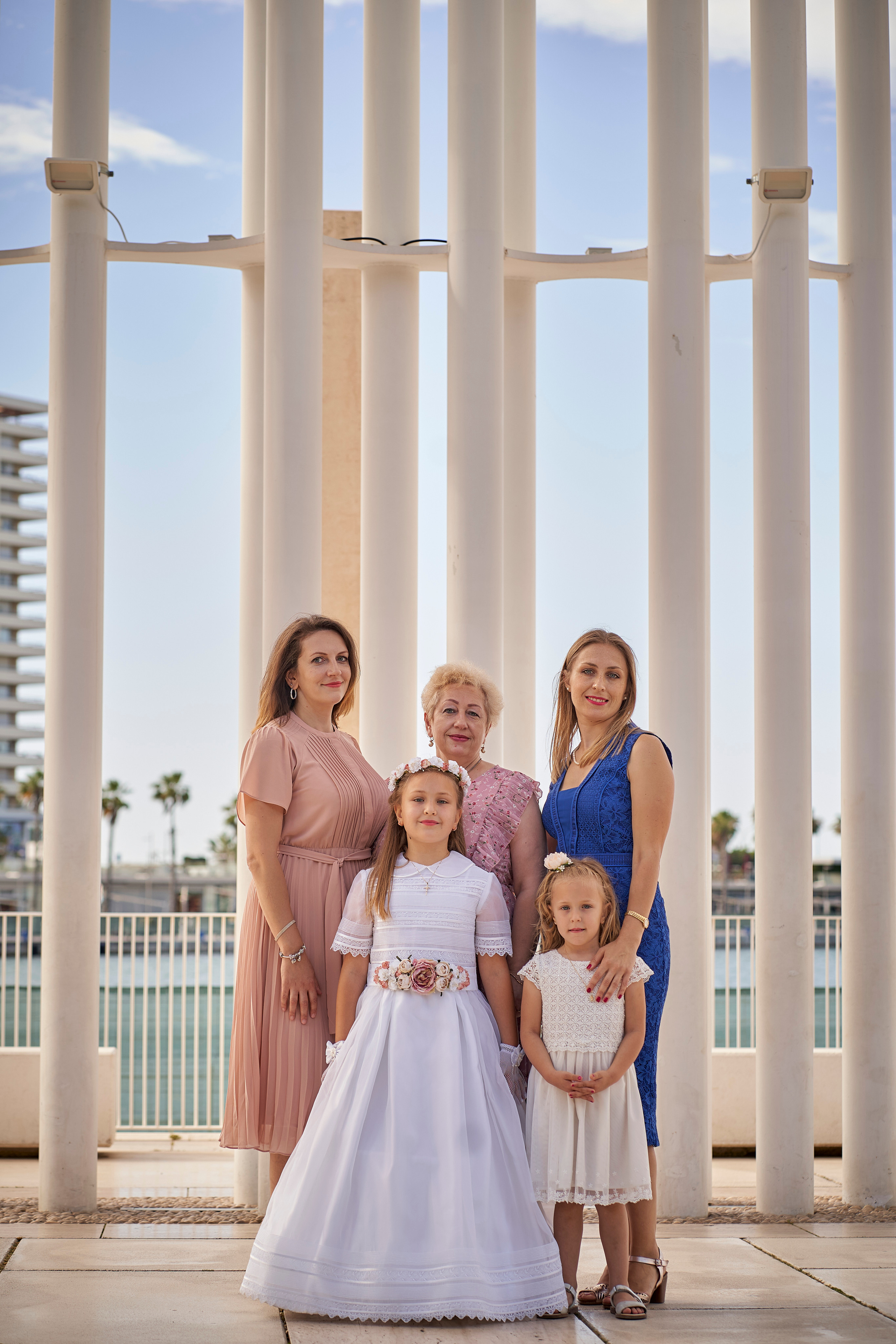 Ilya y Karolina comuñon. Fotógrafo de bodas y familias en España, Málaga, Marbella