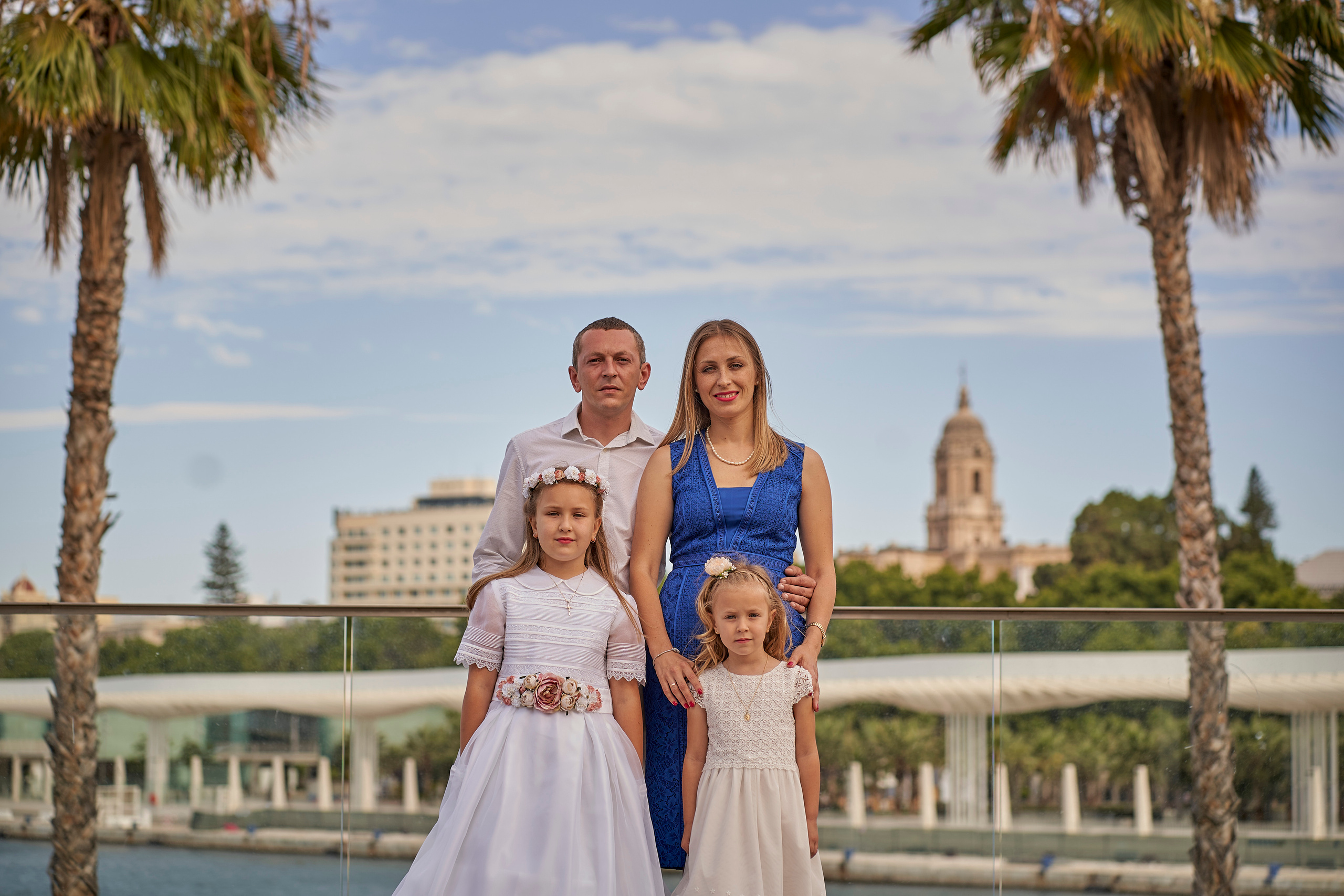 Ilya y Karolina comuñon. Fotógrafo de bodas y familias en España, Málaga, Marbella