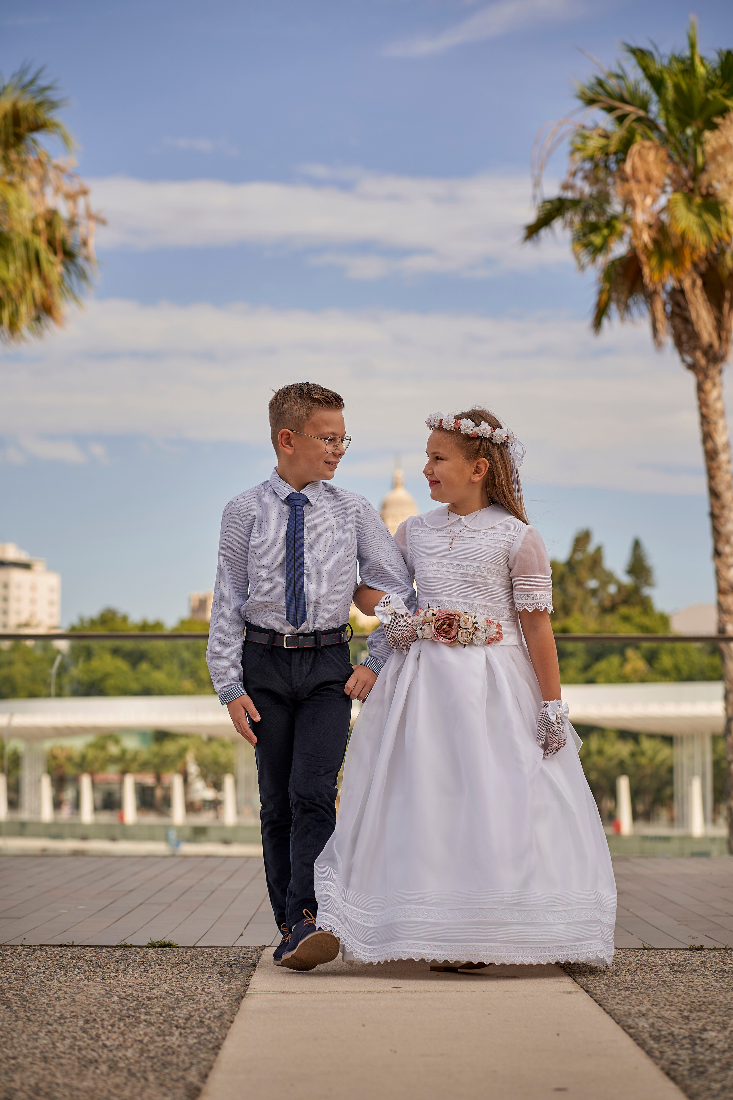 Ilya y Karolina comuñon. Fotógrafo de bodas y familias en España, Málaga, Marbella