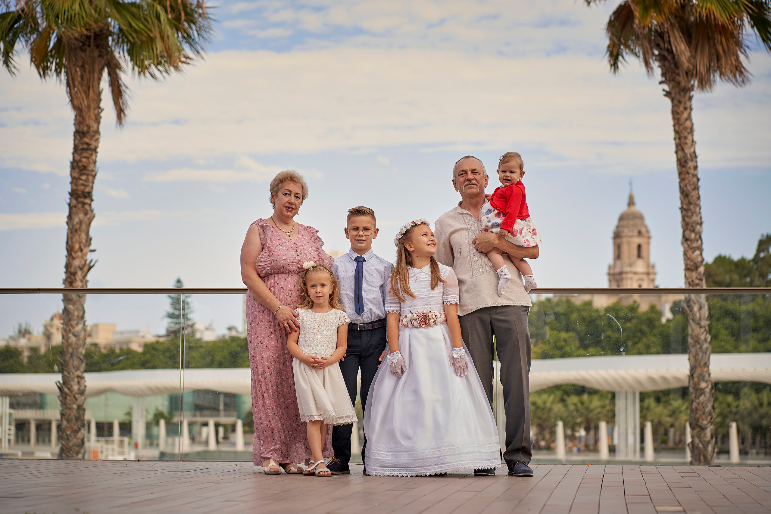 Ilya y Karolina comuñon. Fotógrafo de bodas y familias en España, Málaga, Marbella