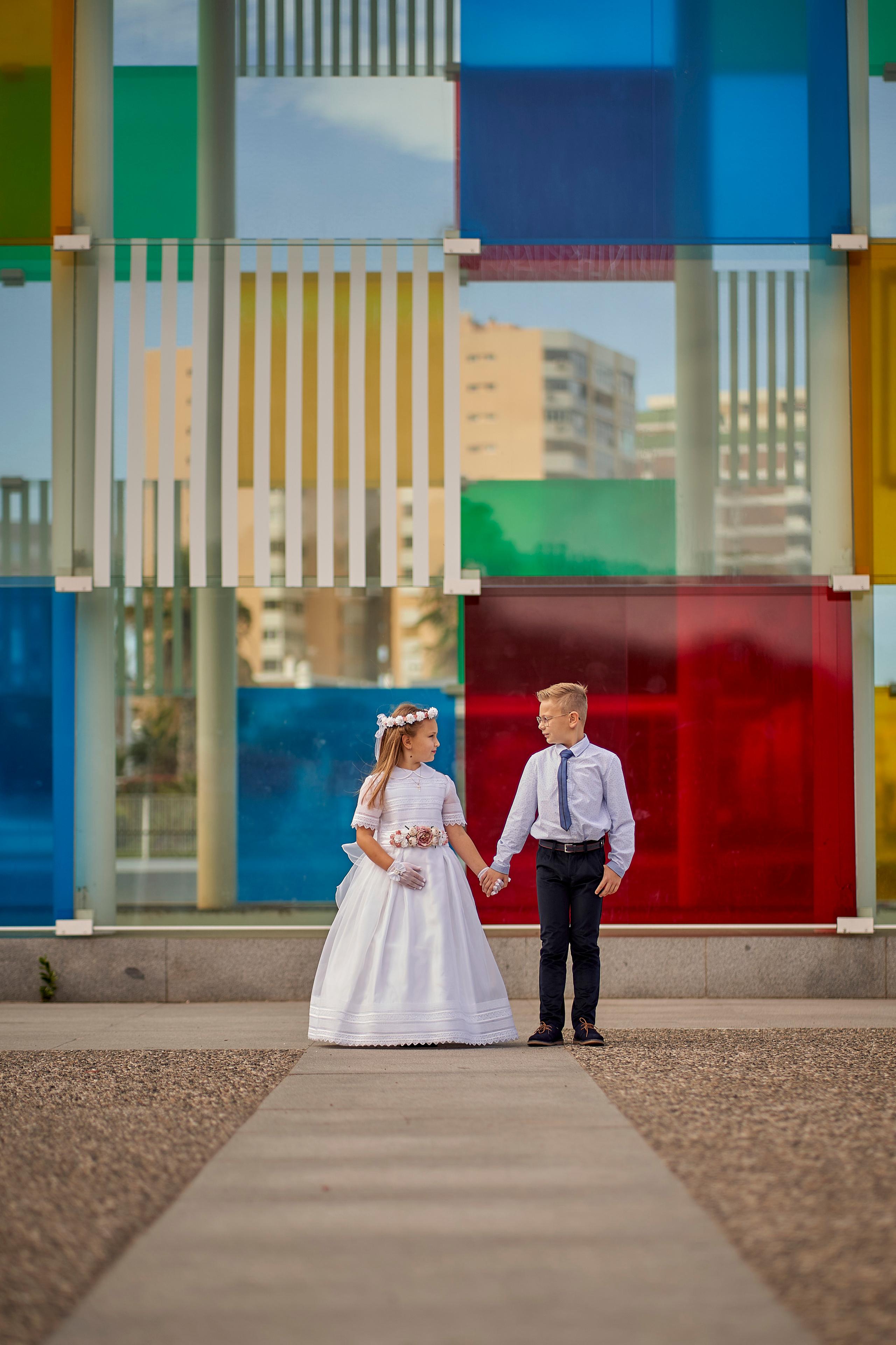Ilya y Karolina comuñon. Fotógrafo de bodas y familias en España, Málaga, Marbella