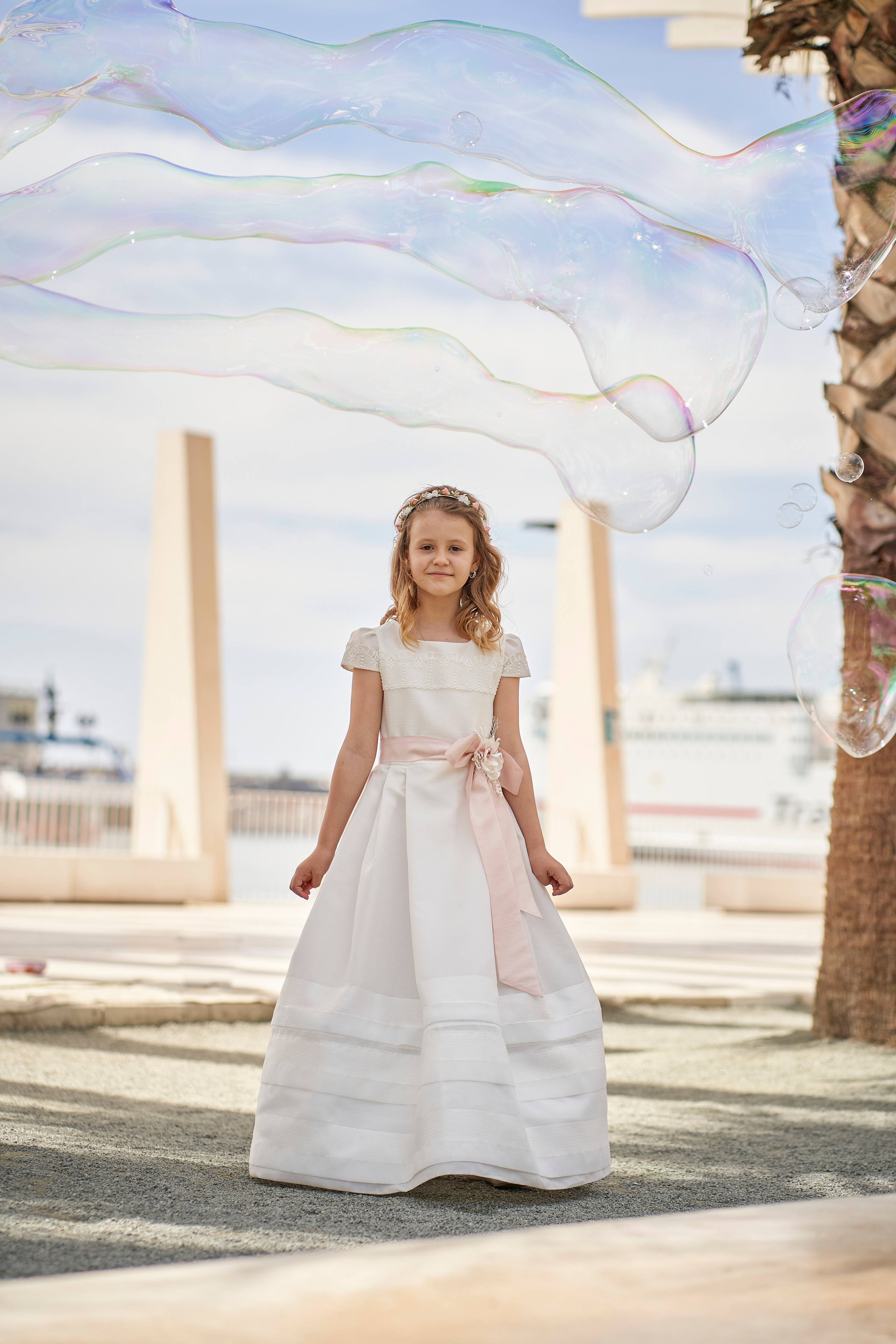 Sesion Emily comunion. Fotógrafo de bodas y familias en España, Málaga, Marbella