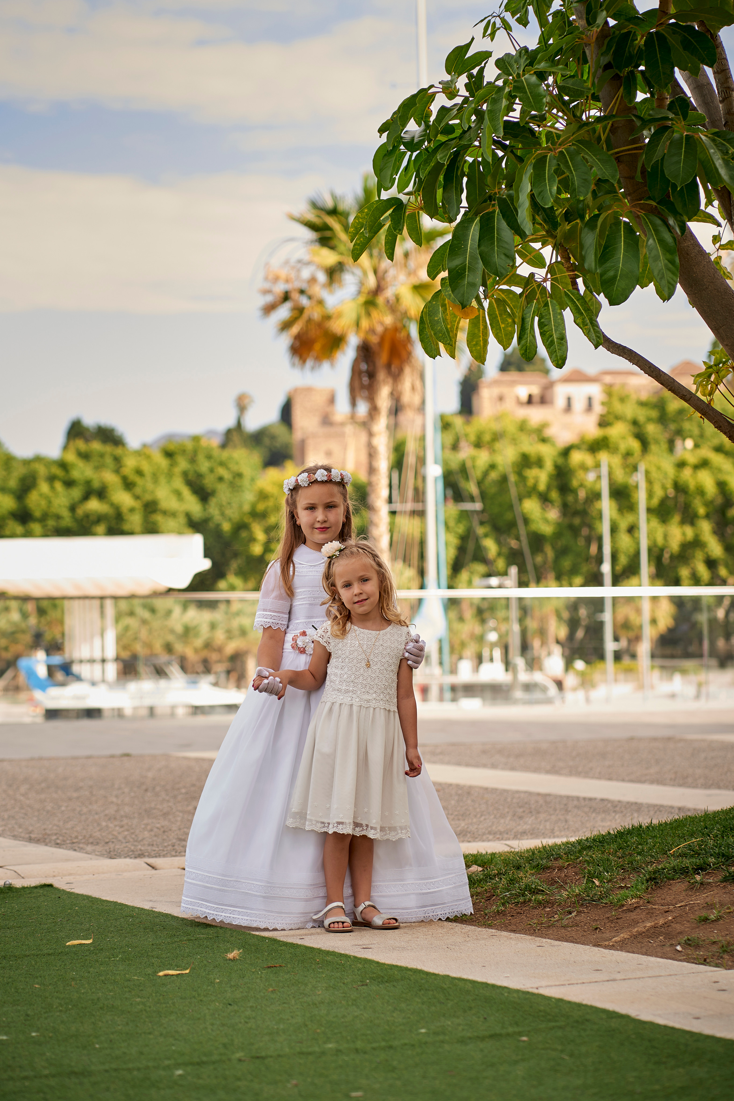 Ilya y Karolina comuñon. Fotógrafo de bodas y familias en España, Málaga, Marbella