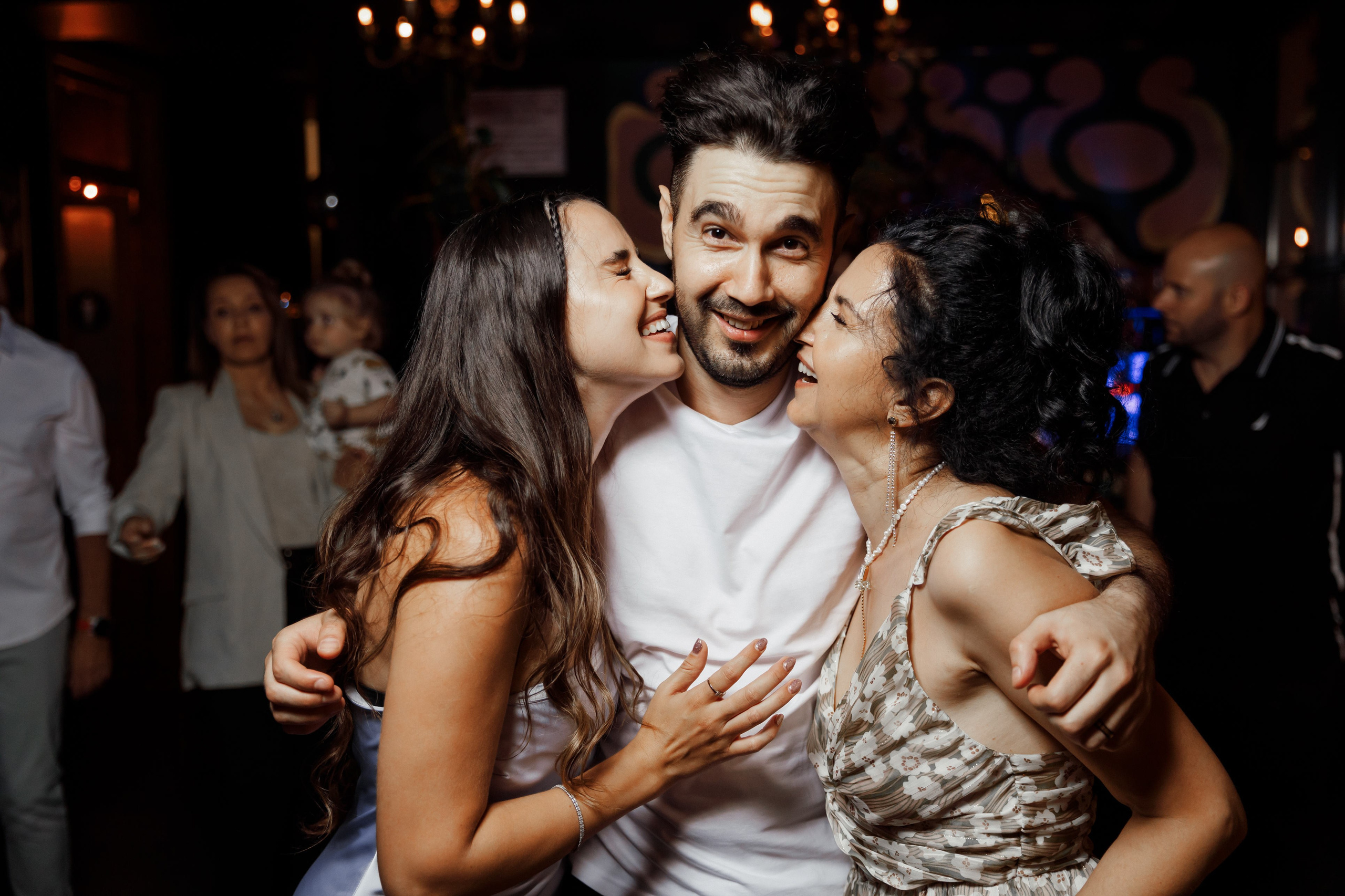 WEDDING IN TEL AVIV. Https://shi-photo.com/