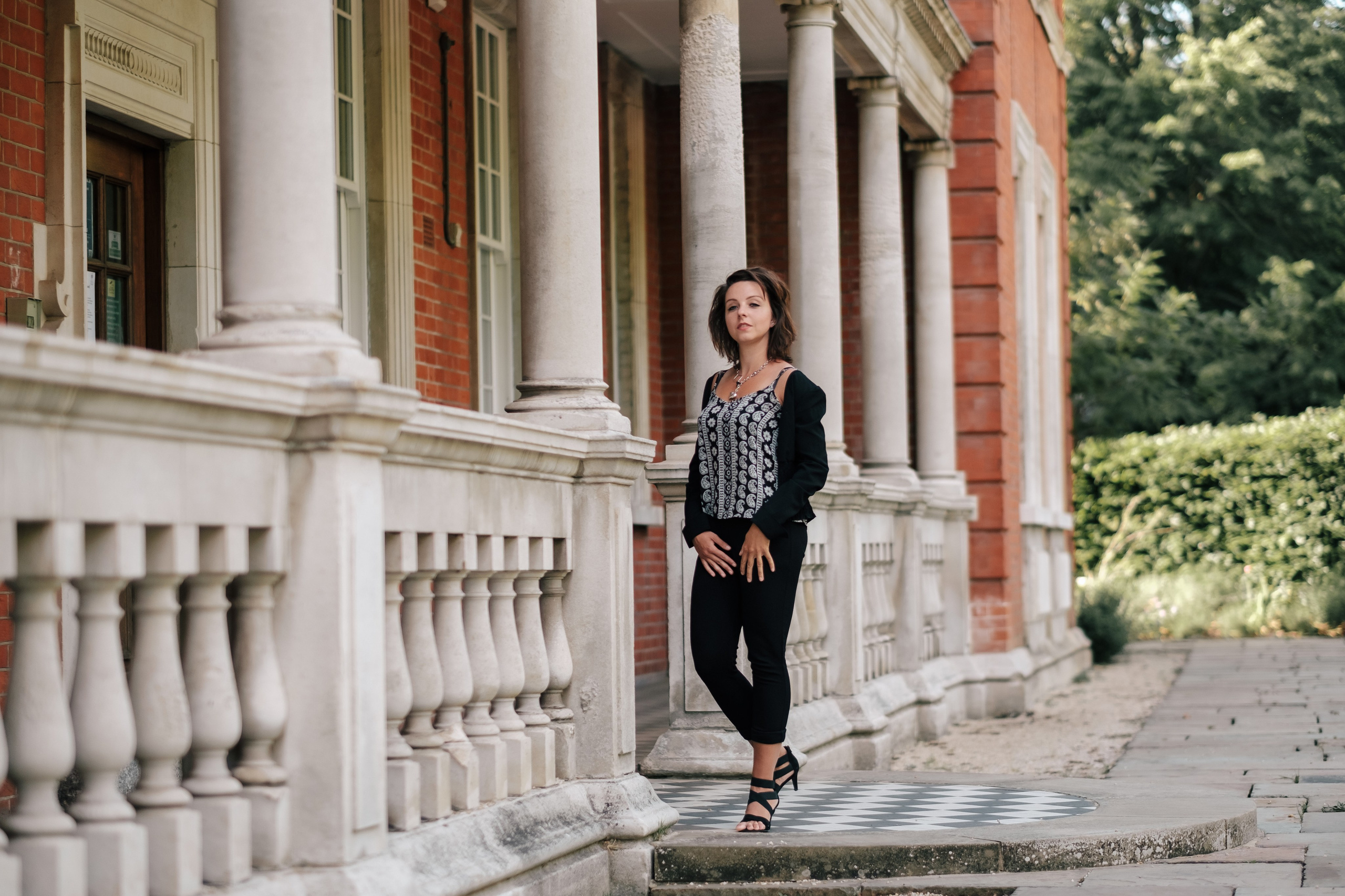 Urban fashion. Fashion and portrait photographer in London Roman Pilipenko