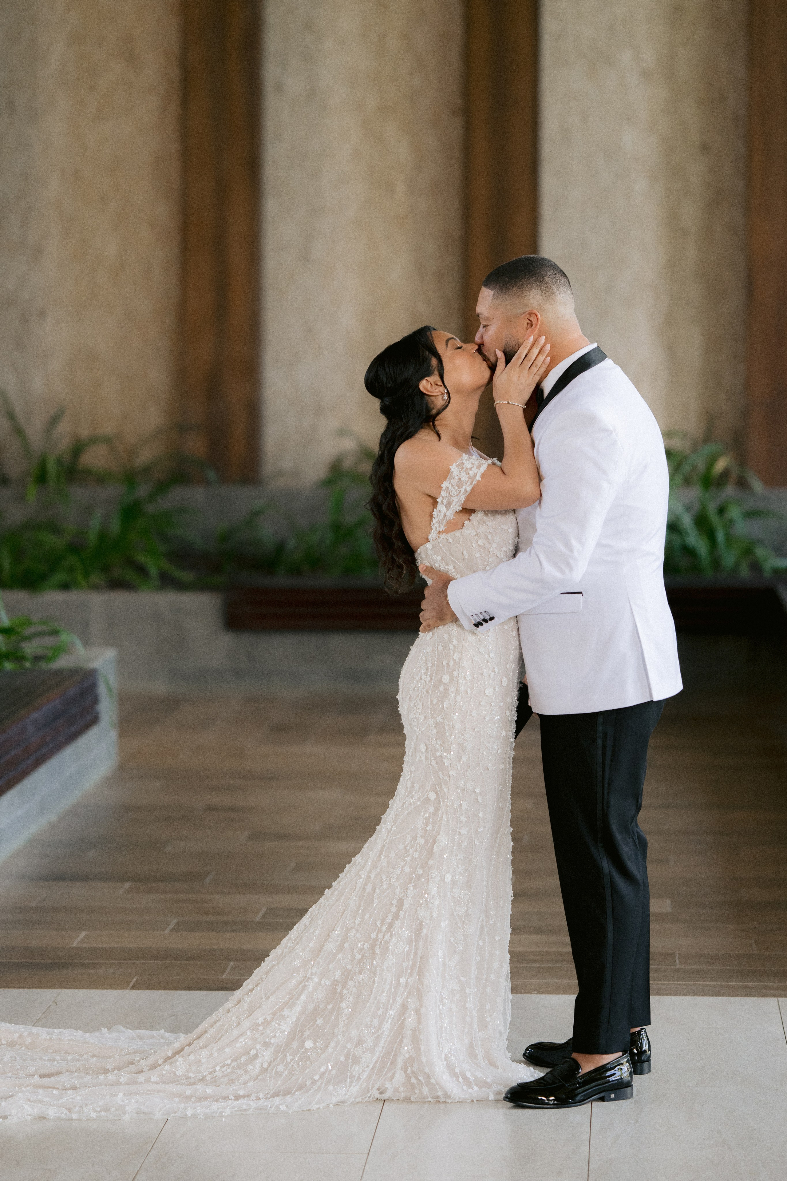 Raquel & Travis. Punta cana wedding family fashion photographer dominican republic, destination wedding photographer, elopement photography Punta Cana