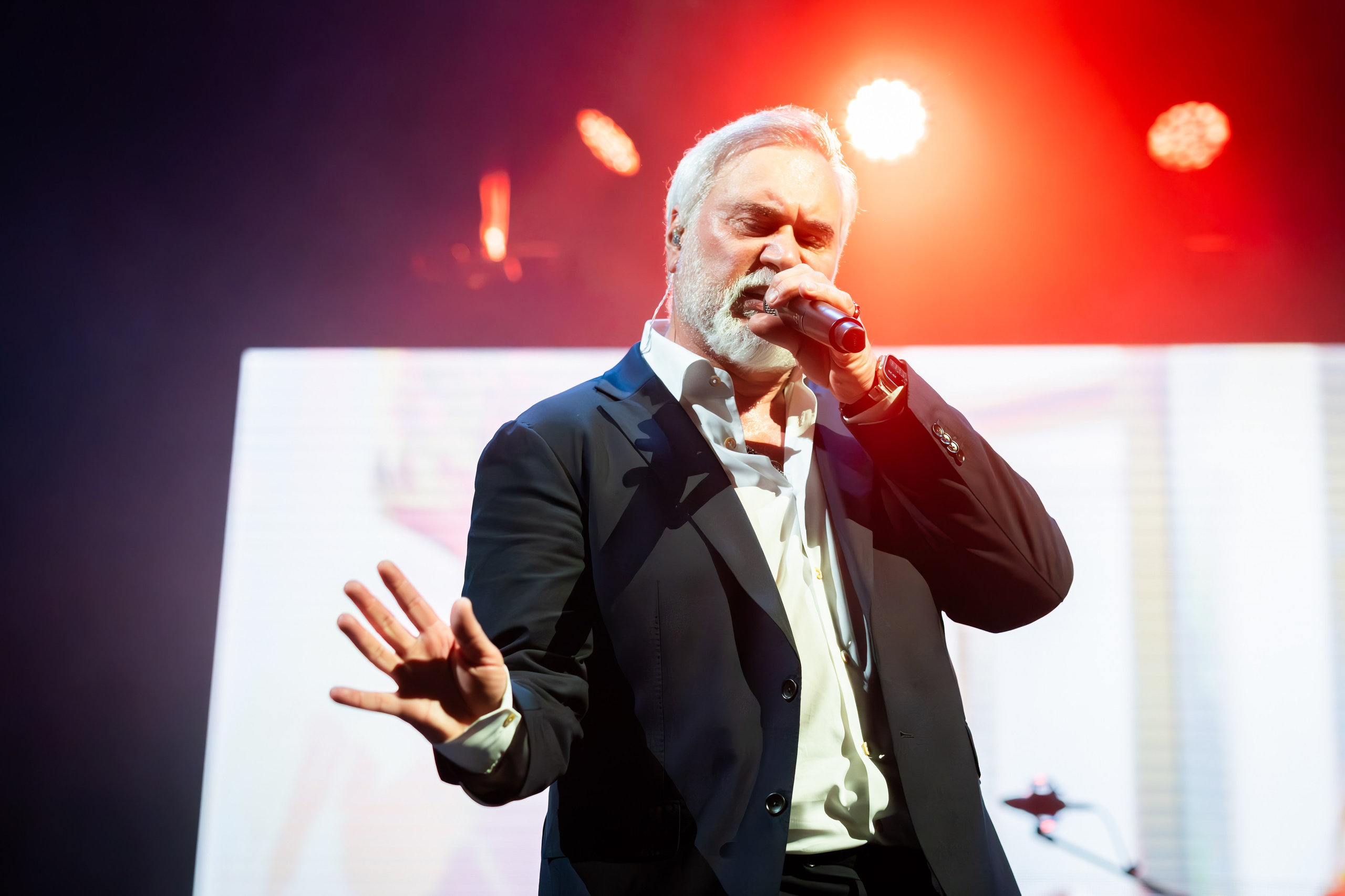 VALERY MELADZE. Reportage concert portrait photography in the San Francisco Bay Area