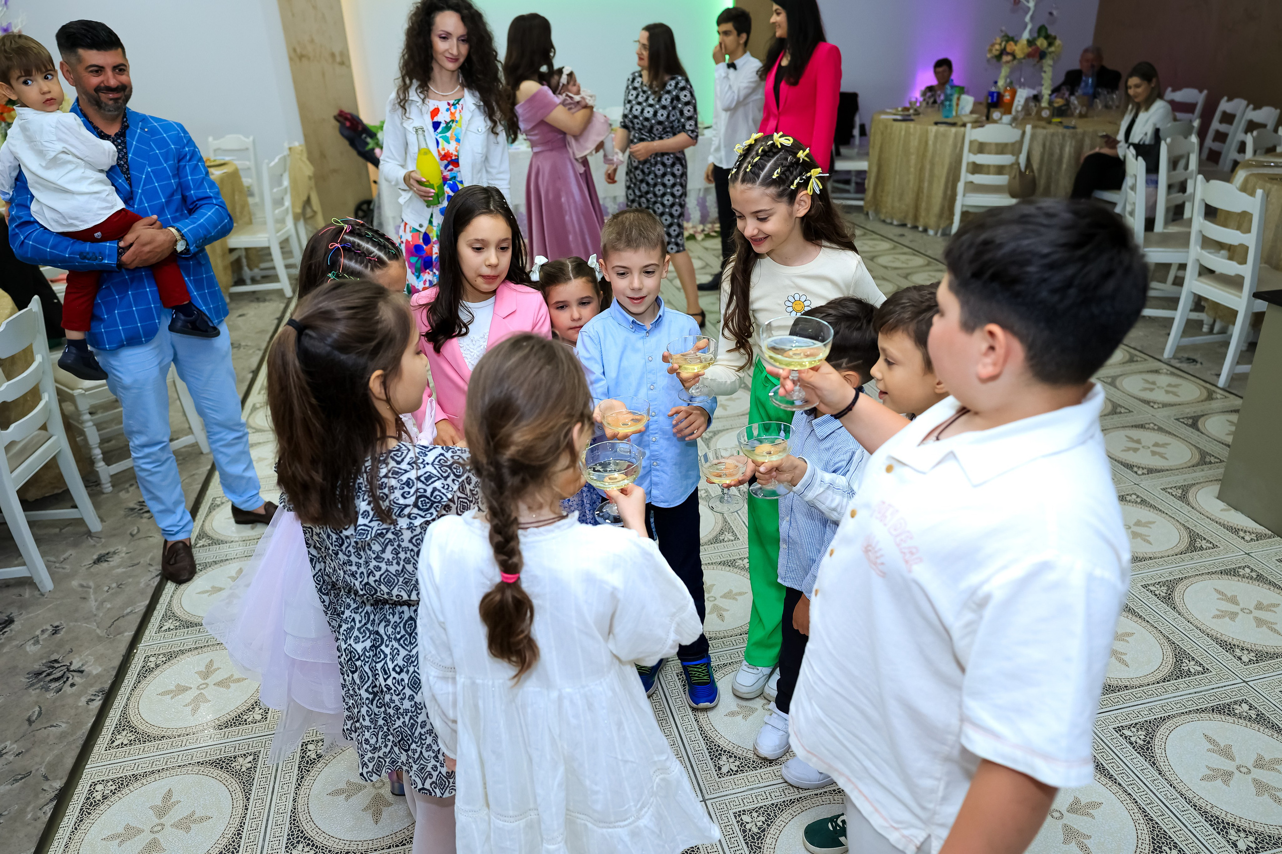 Iris Stefania. Moments By Gub