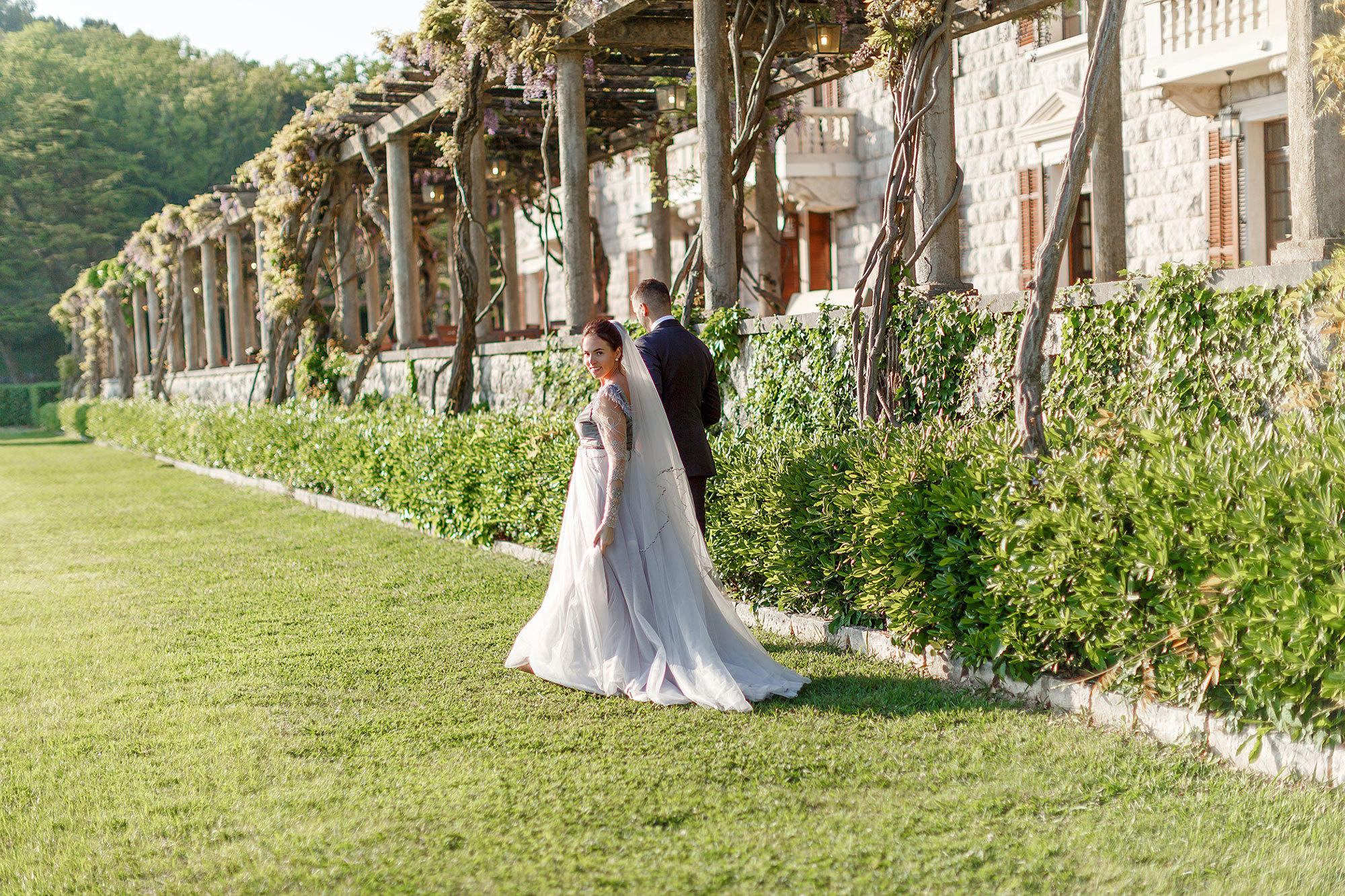 Фотограф в Черногории парк Милочер