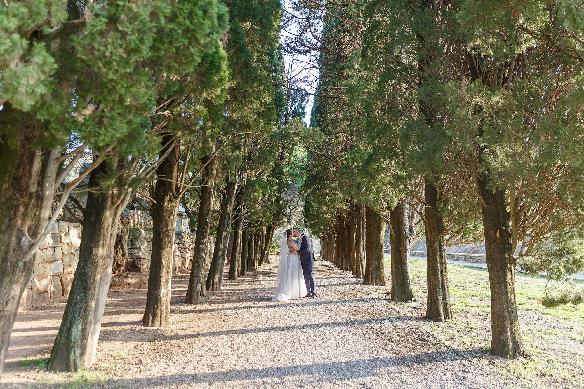 Фотограф в Черногории парк Милочер