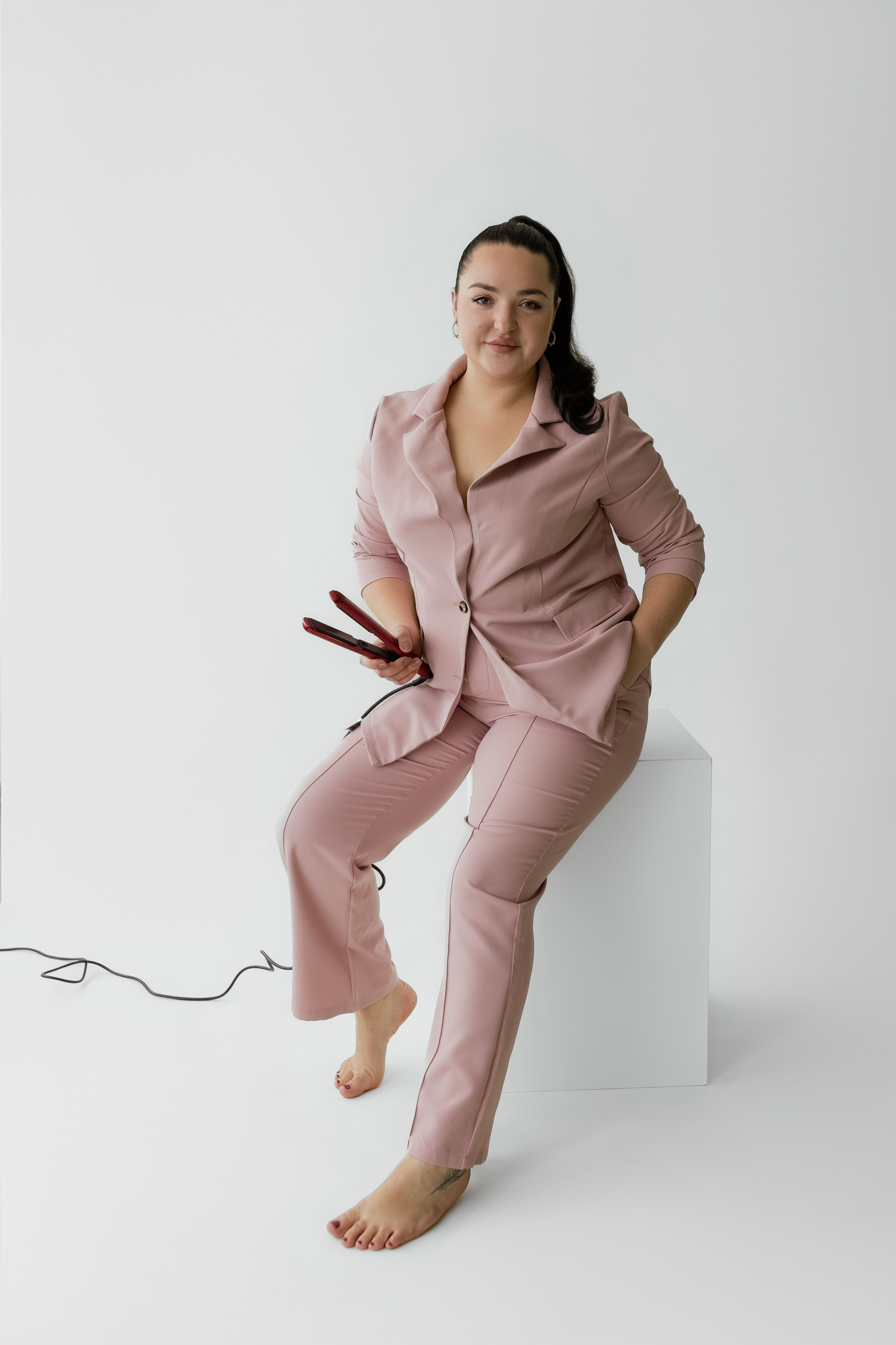 Viktorijos asmeninė, profesinė fotosesija fotostudijoje Marijampolėje