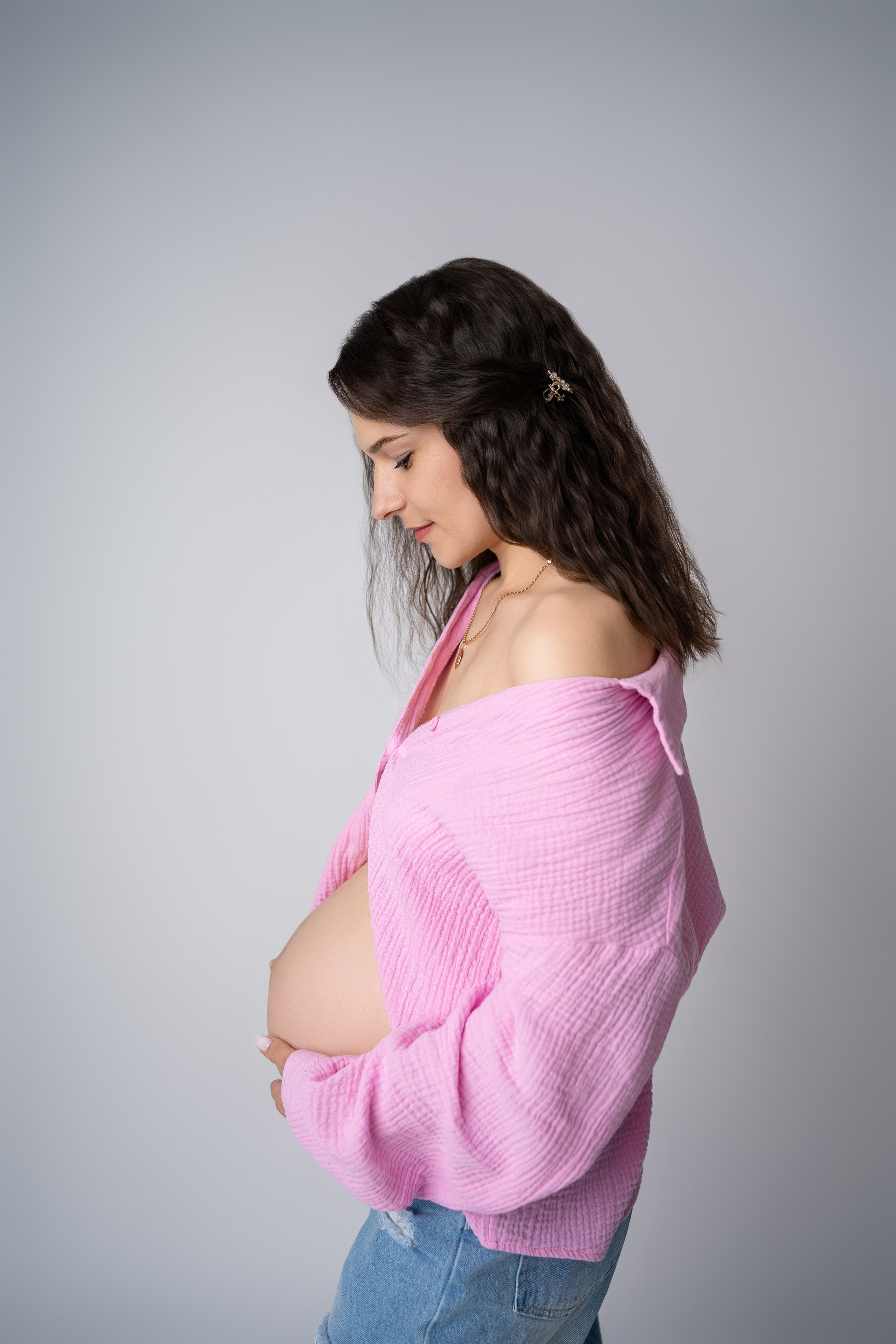 Babybauchshooting in Berlin – Elegant & Natürlich