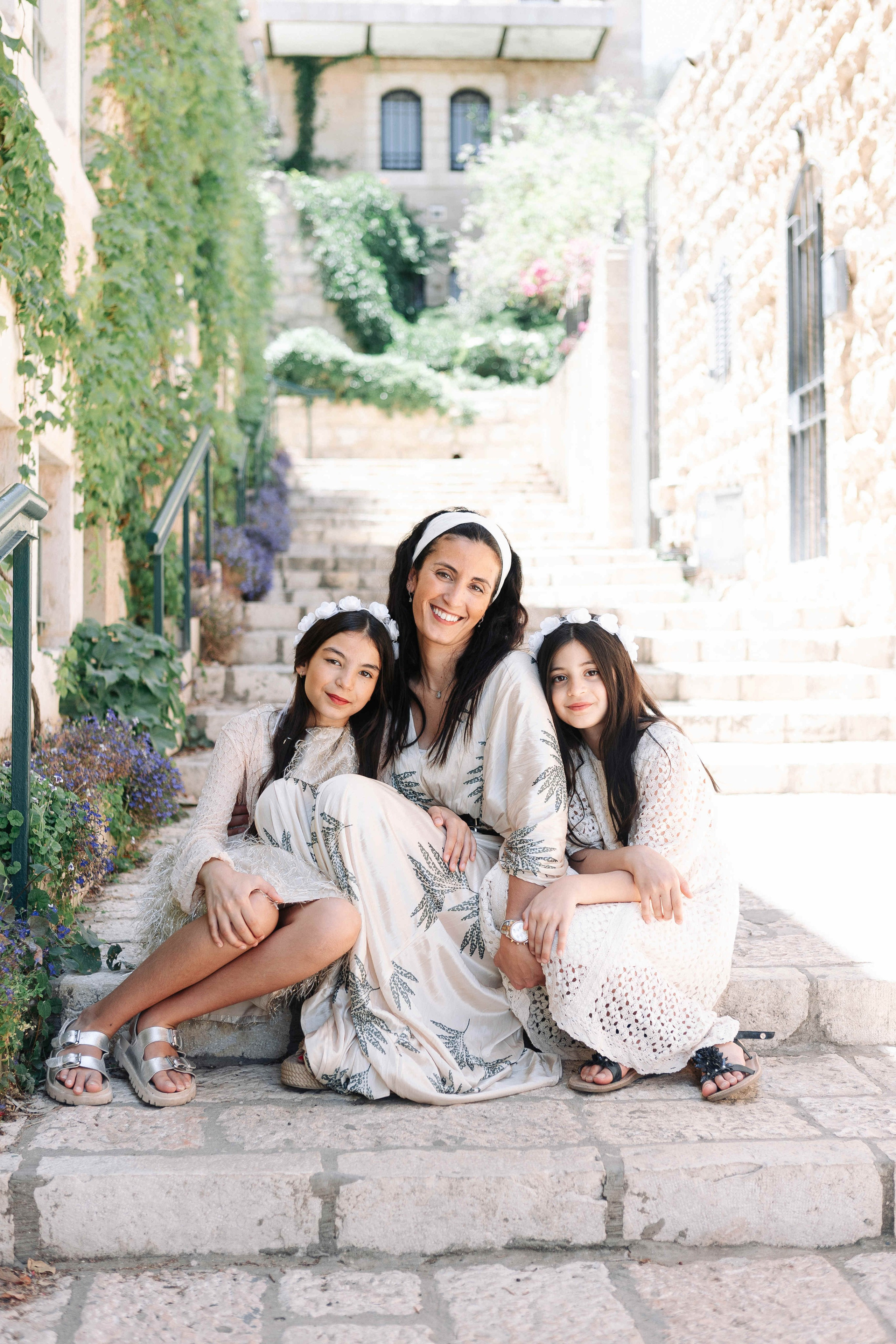 CLASSIC PHOTO SESSION (MINI). Https://shi-photo.com/