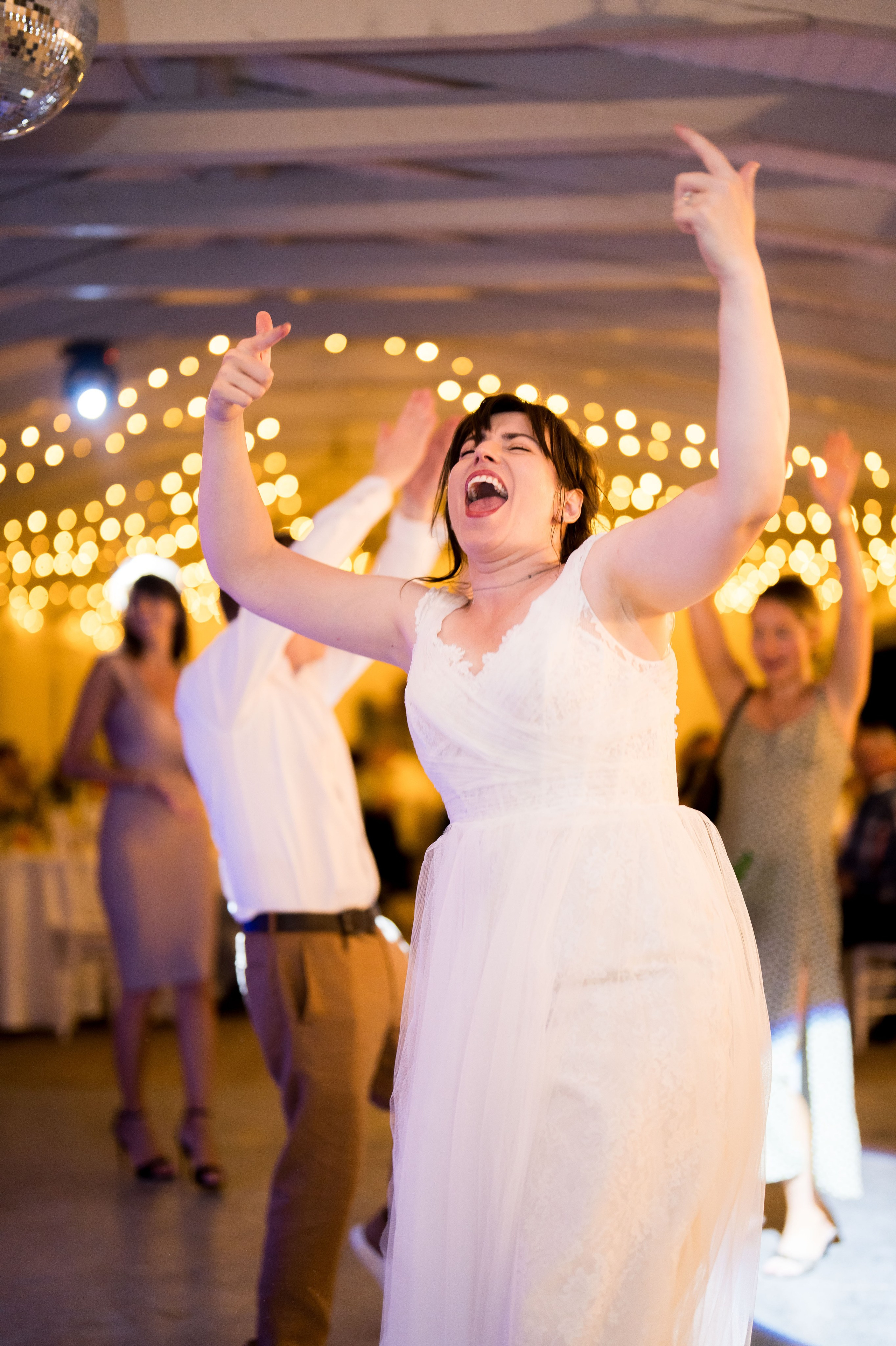 PARTY. Gabriel Florea — Fotograf nuntă București