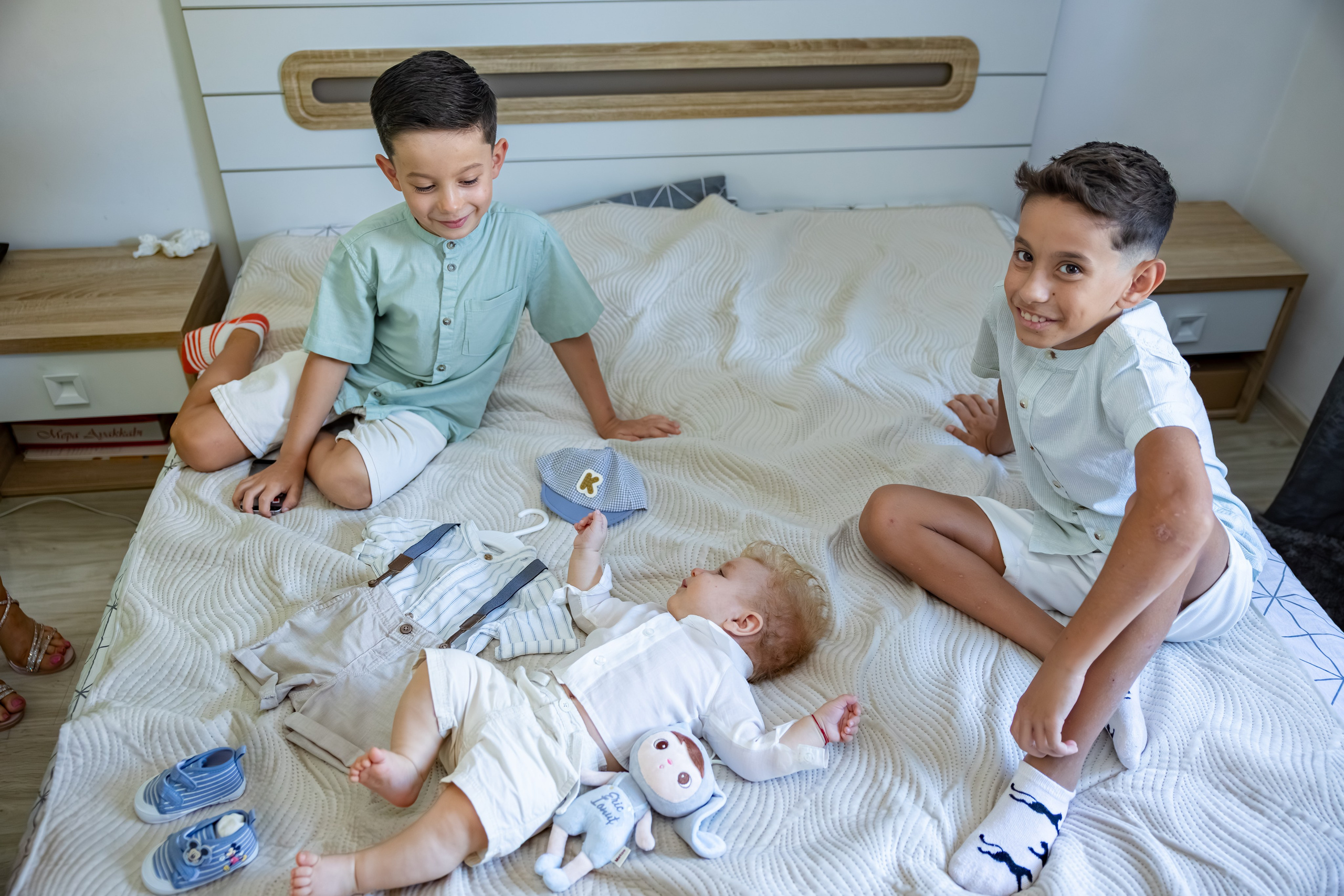 Eric Ionut. Moments By Gub