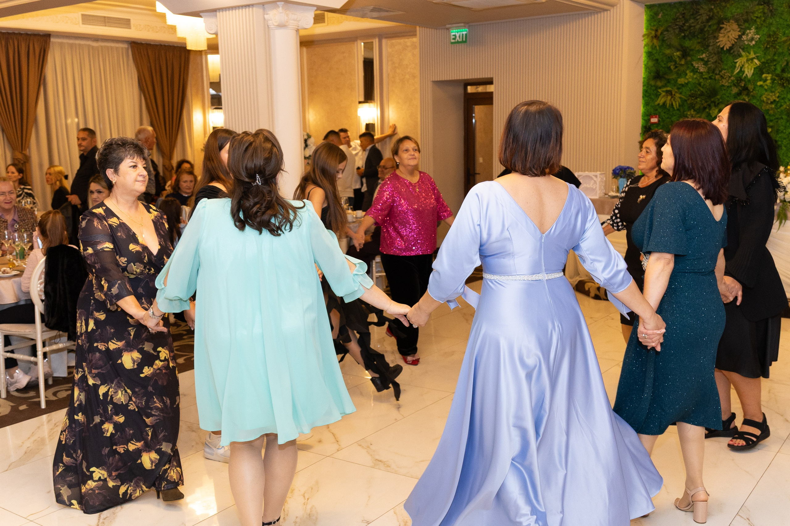 Andrei Sebastian. Moments By Gub