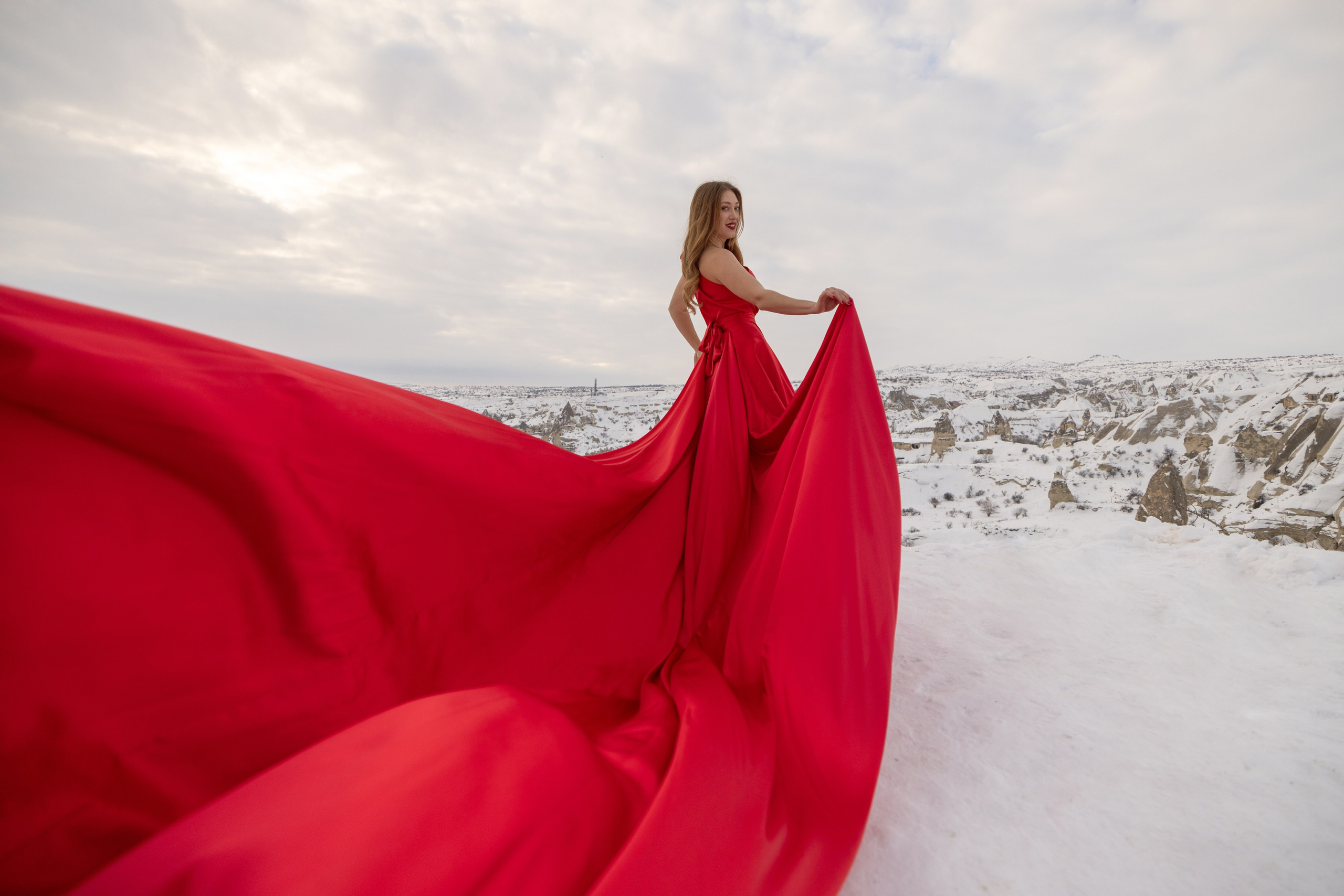 Dina. Julia Ganch I Fashion Wedding Photography I Cappadocia Turkey