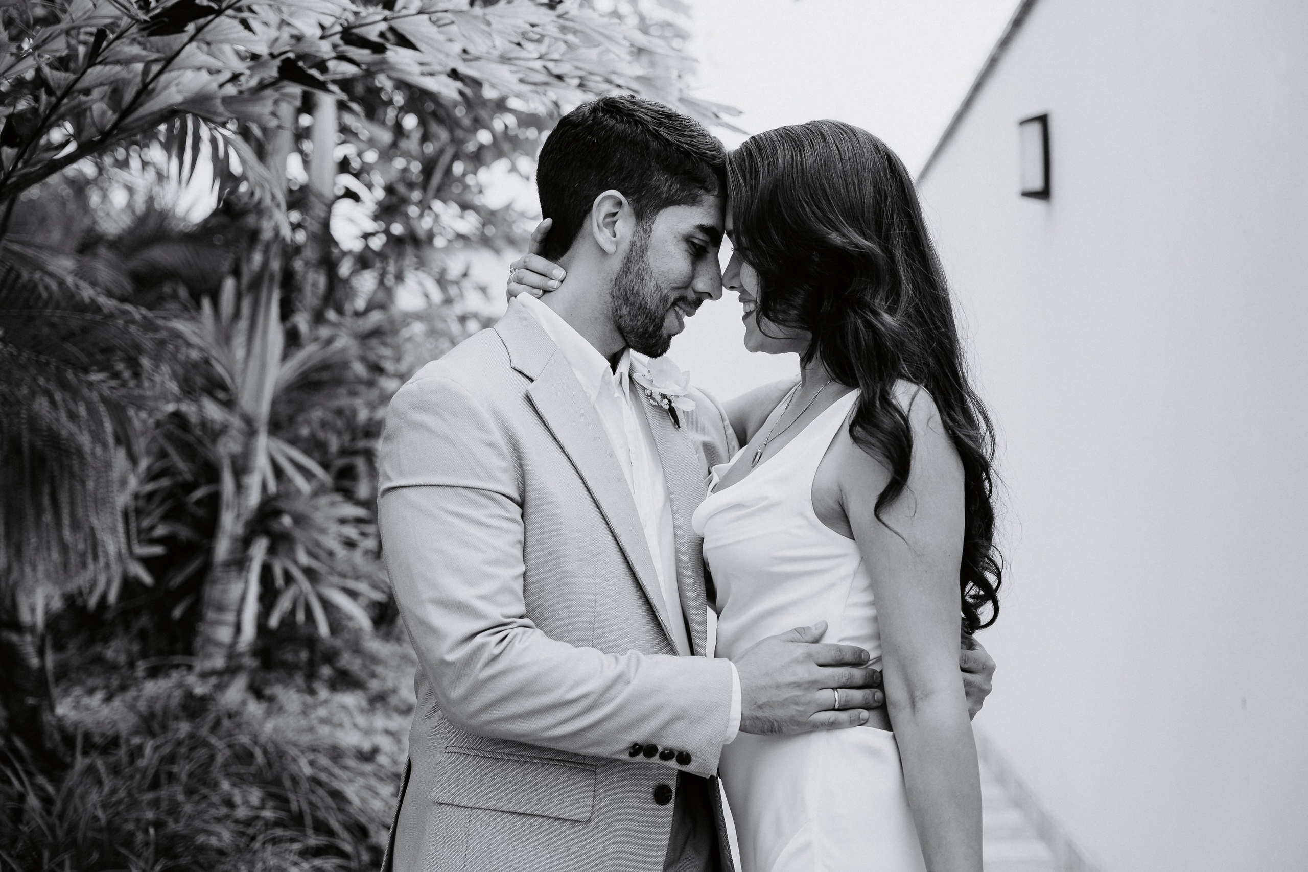 Boda civil. Fotógrafo de Bodas en Lima | Ronhy Altamirano. Fotografía narrativa y cinematográfica para bodas, quinceañeras y eventos exclusivos