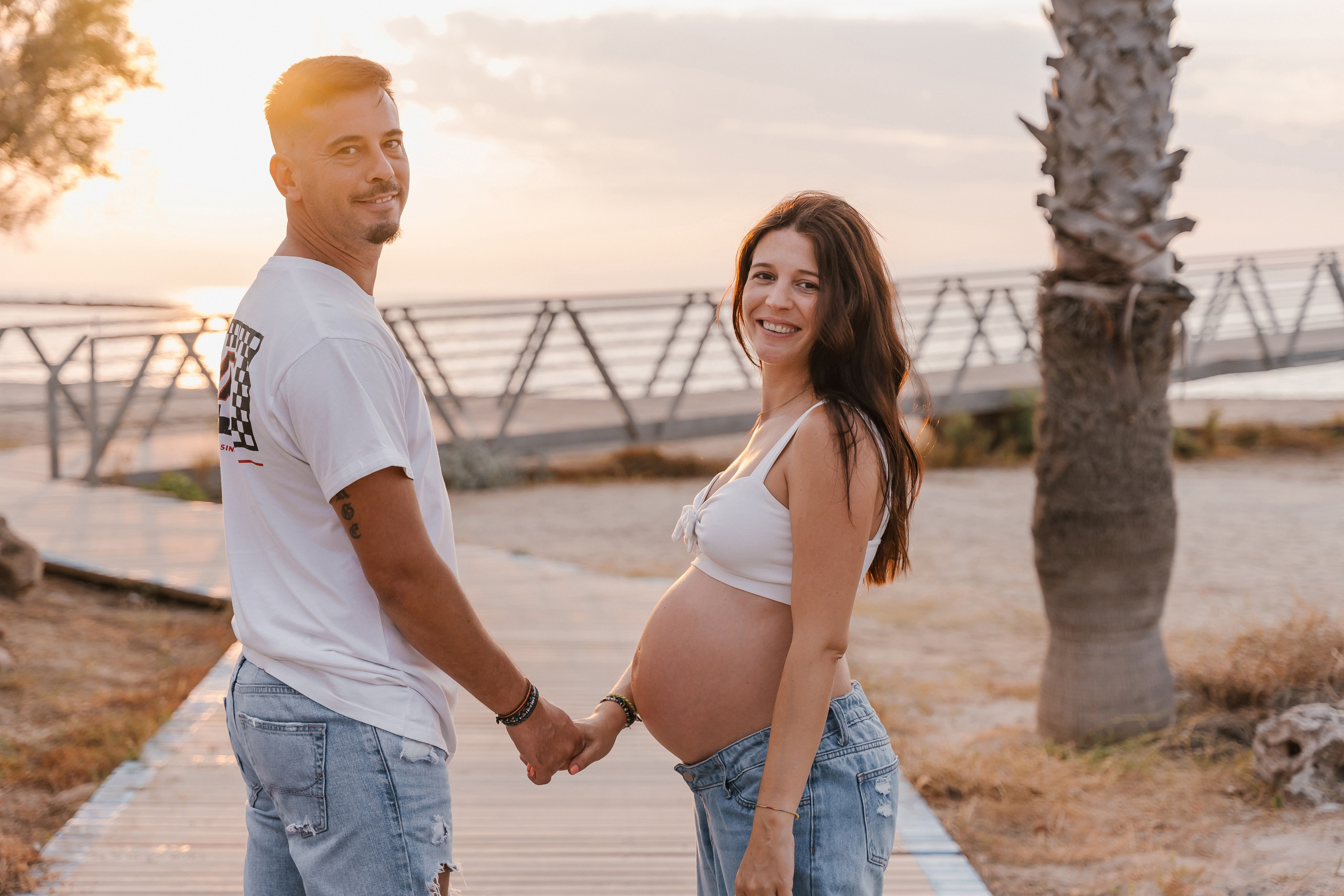 Gabriela y Jorge. Fotógrafa de bodas y familias en España, Valencia: Nadia ProFoto