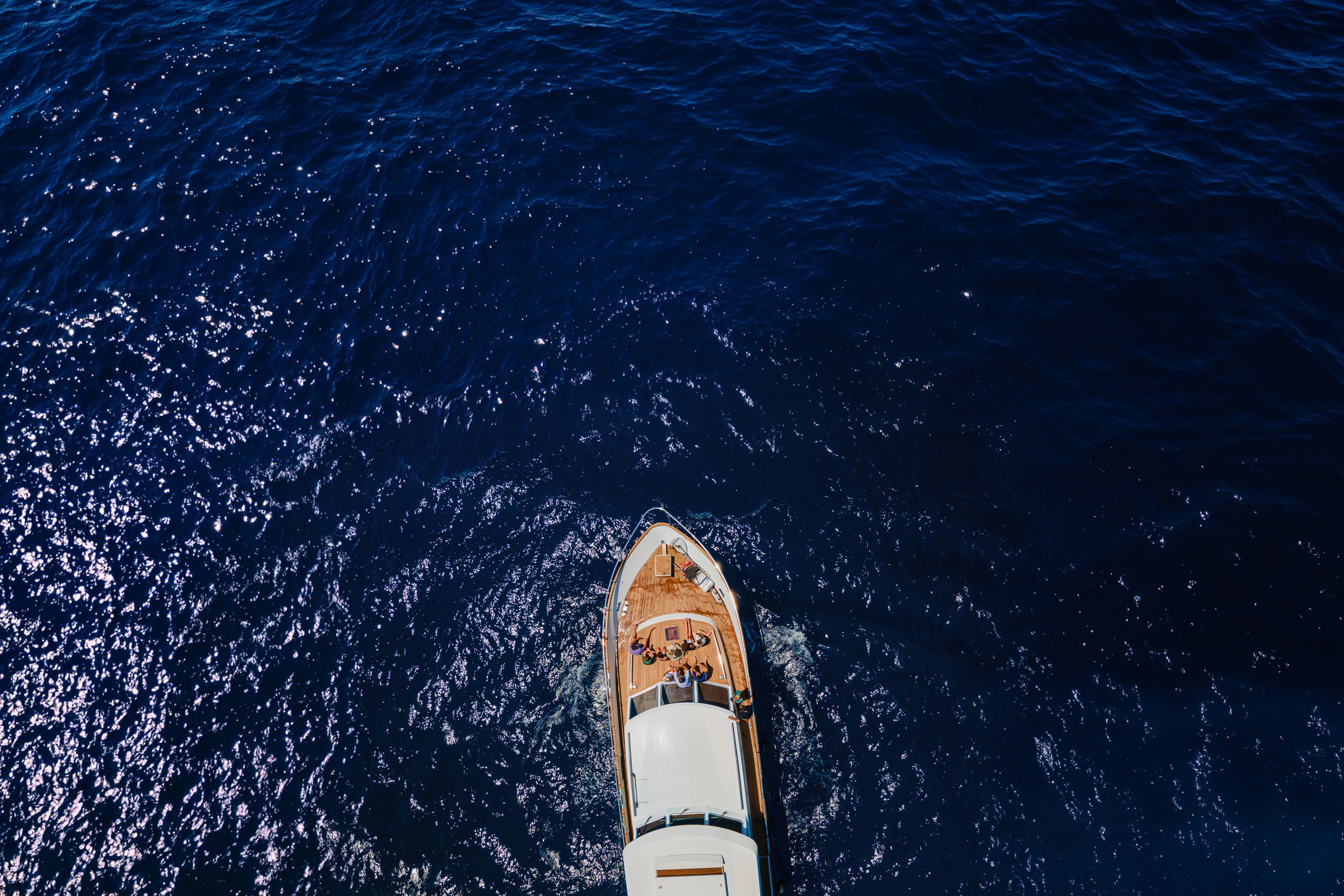 Профессиональная сьемка путешествий на яхтах. Фото и видео съёмка на Кипре. Съемка мероприятий и рекламы в Лимасоле Никосии и Пафосе