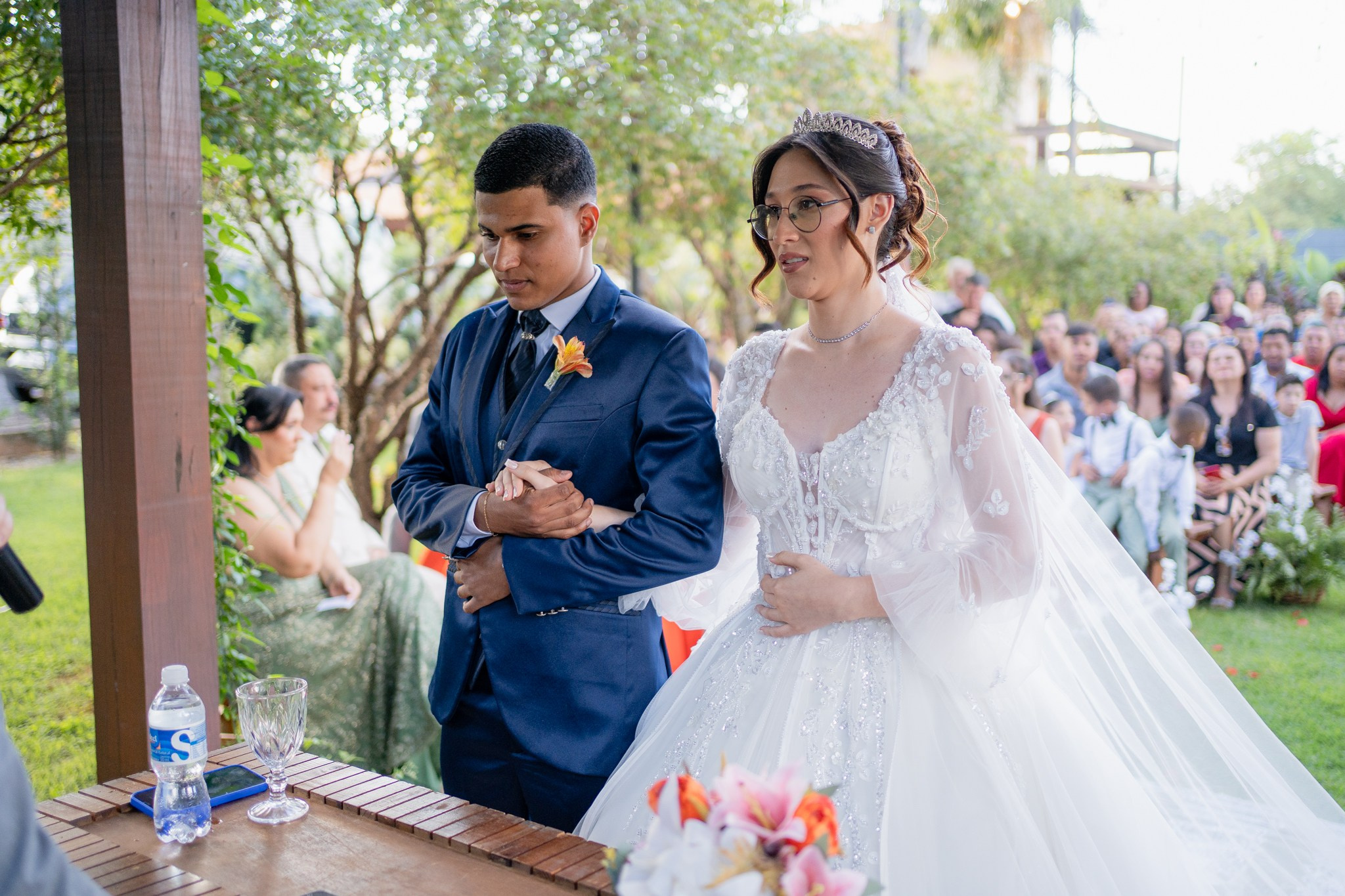 Larissa & Vinicius — Espaço Faveral / Aararaquara. Robson Colaço
