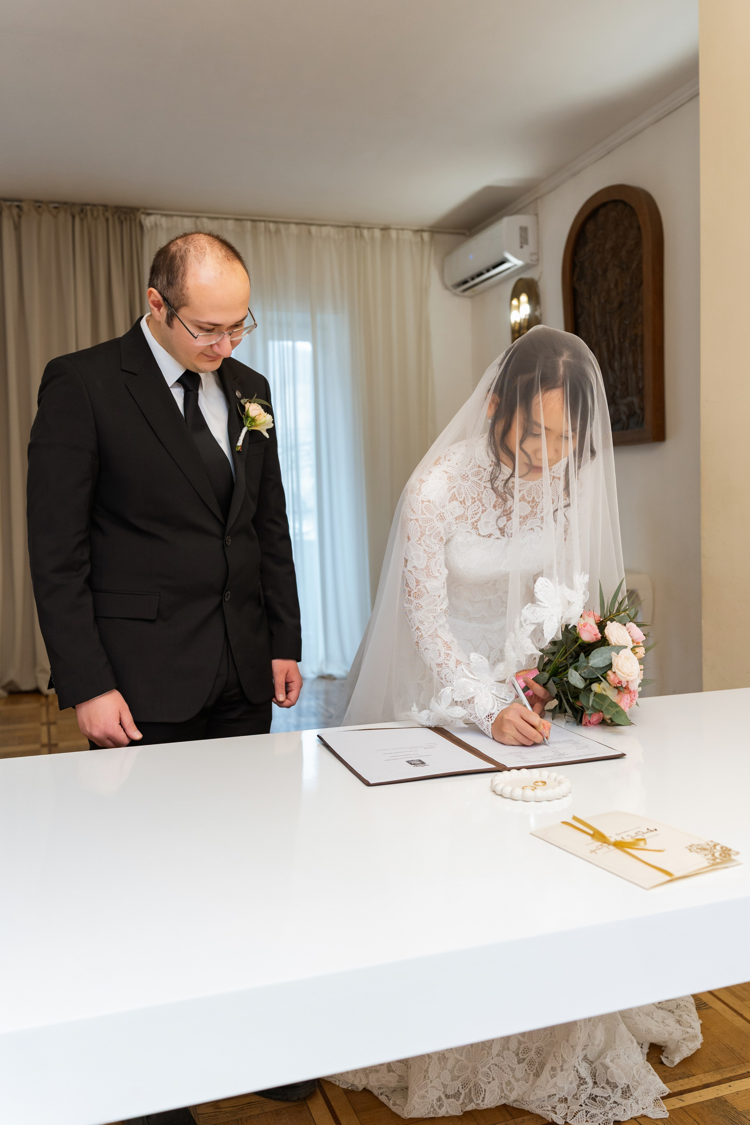 A wedding couple from Turkey and the Philippines in Tbilisi. Destination Wedding Photographers in Georgia, Armenia. Maks Kovalenko and Lara Tatosyan. Wedding videographer