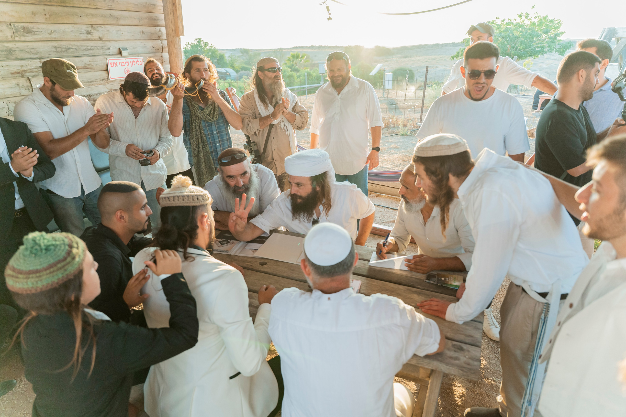 אביה ואחיה. יוסף מזרחי צילום חתונה, ברית וזוגיות. צלם מקצועי שאוהב להוציא אתכם הכי יפים ברגעים הכי מרגשים