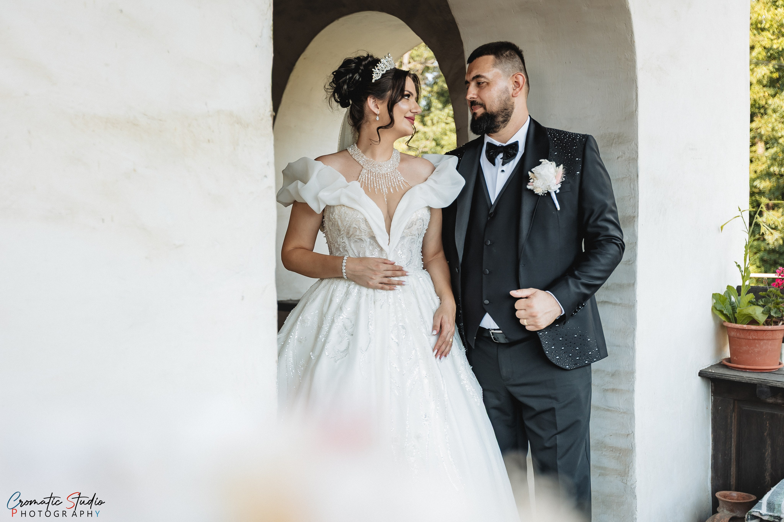 Nunta. Cromatic Studio — Fotograf de nuntă în Târgu Jiu. Emoții reale, povești autentice și amintiri create cu pasiu