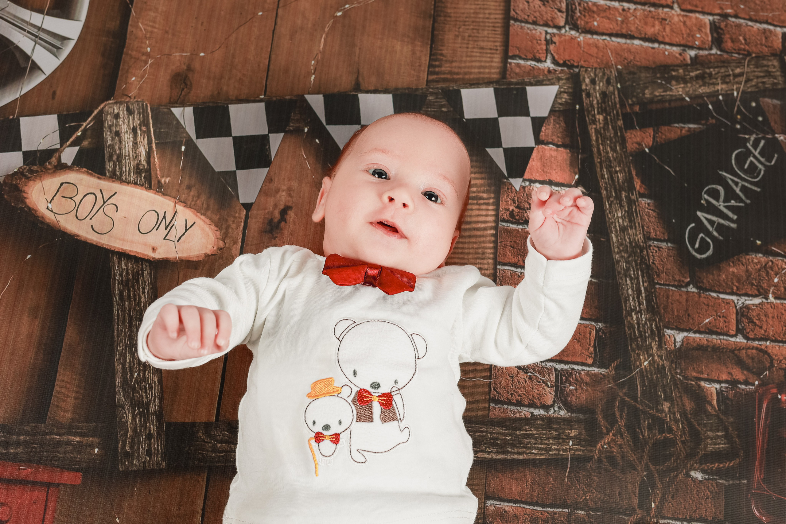 Dominic. FotoACTIV.ro - Imaginea ta contează