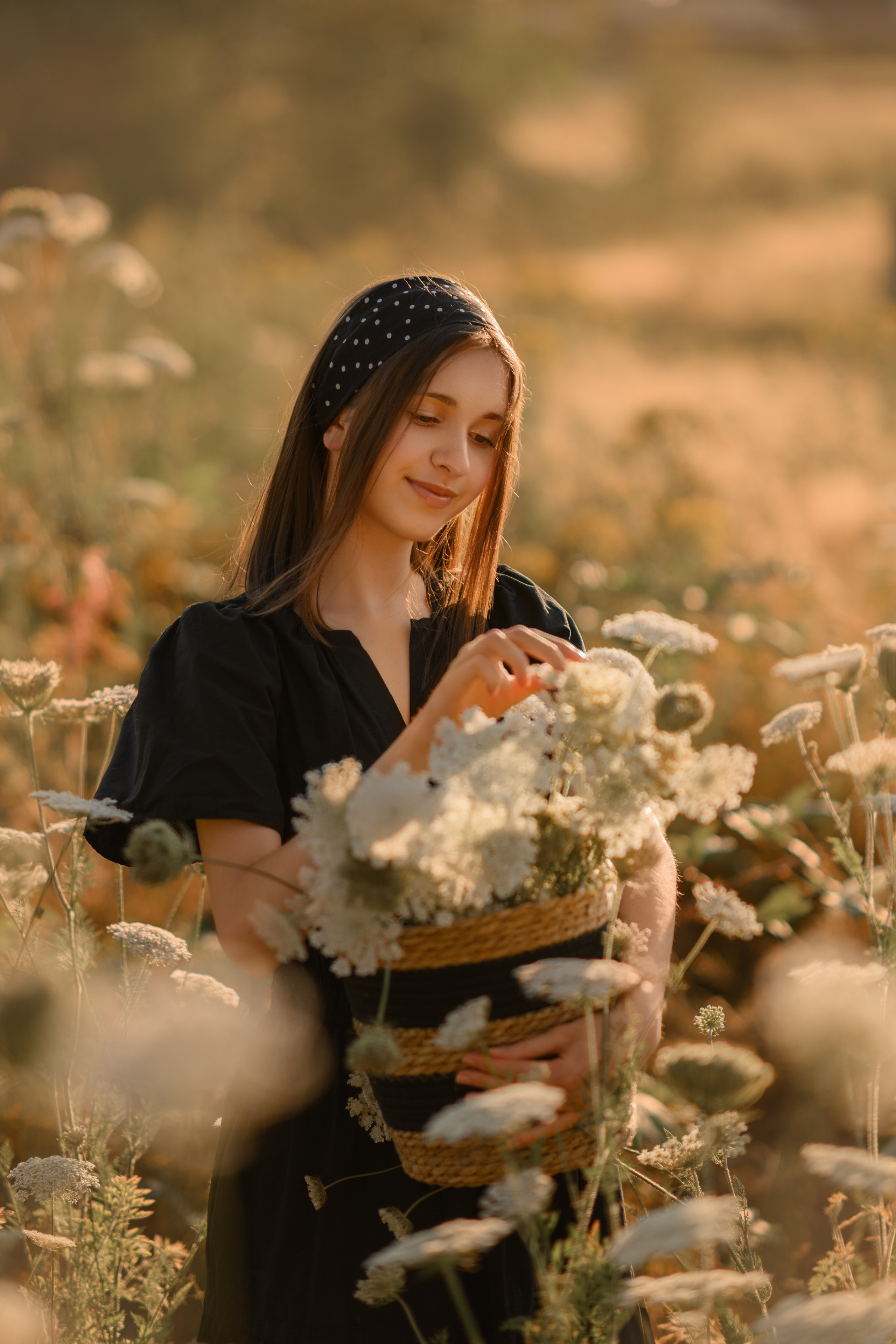 Meadow Light. Wedding & portrait photography in the Seattle Area. Helen Michelle photographer