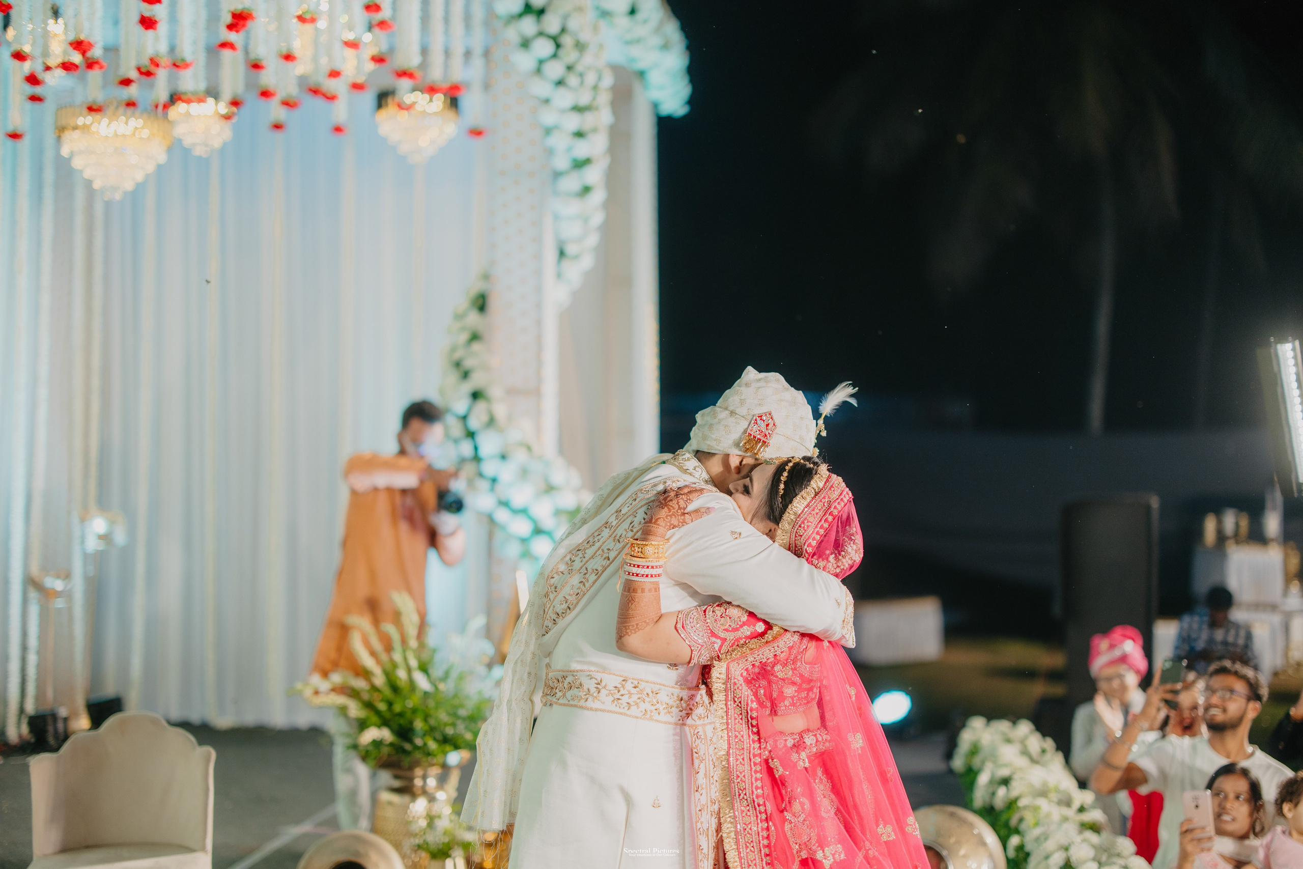 #ADIकीAESHहै