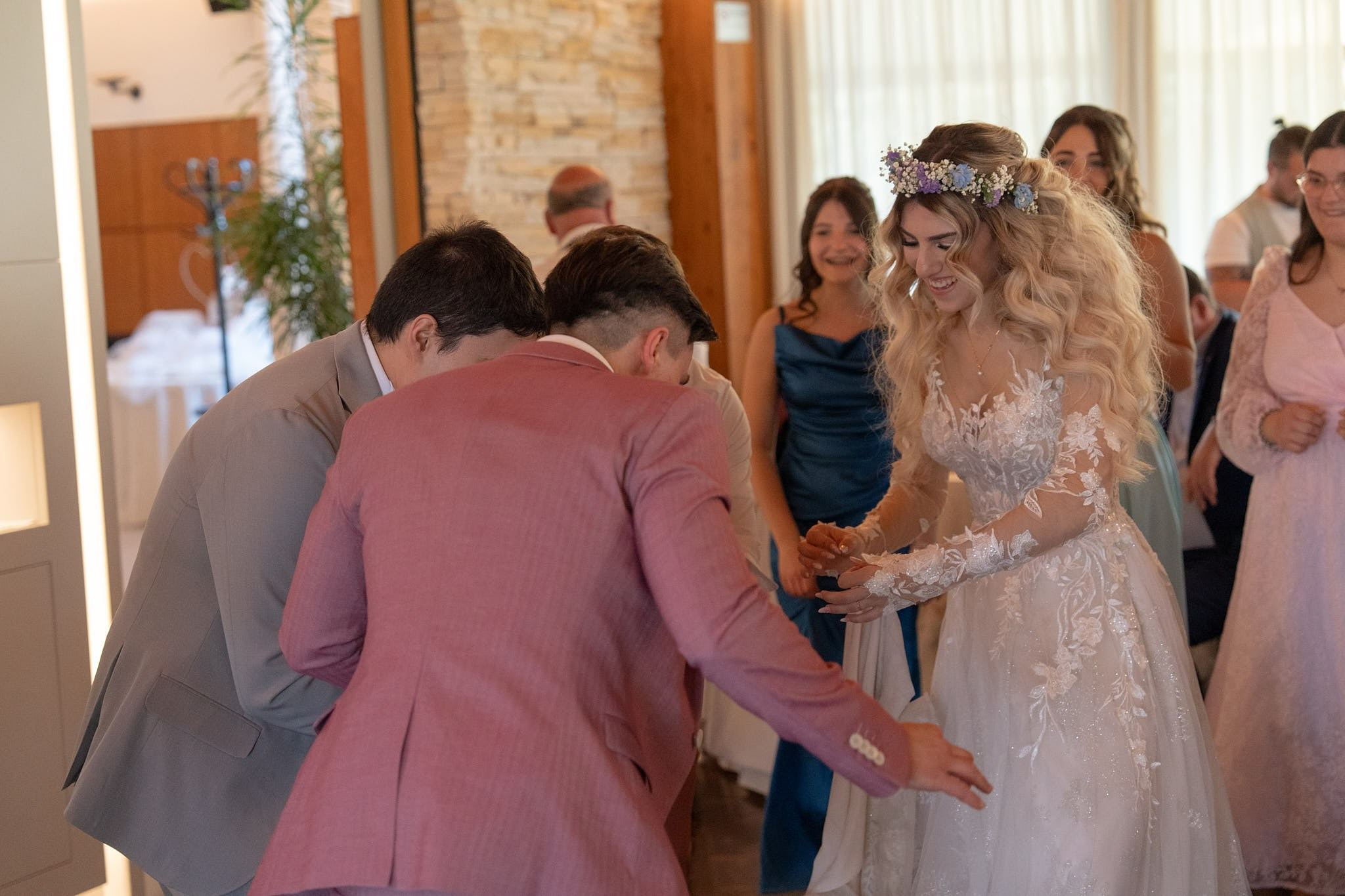 Angelo & Claudia. Fotografo matrimonio Lago di Como Ferrari Media Production