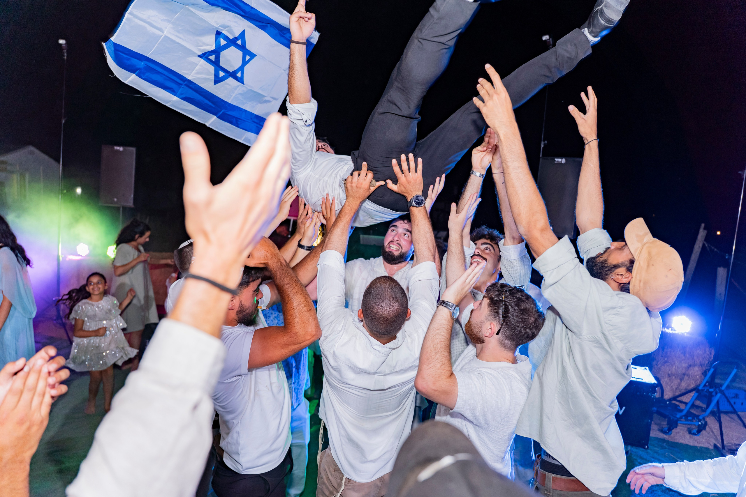 אביה ואחיה. יוסף מזרחי צילום חתונה, ברית וזוגיות. צלם מקצועי שאוהב להוציא אתכם הכי יפים ברגעים הכי מרגשים