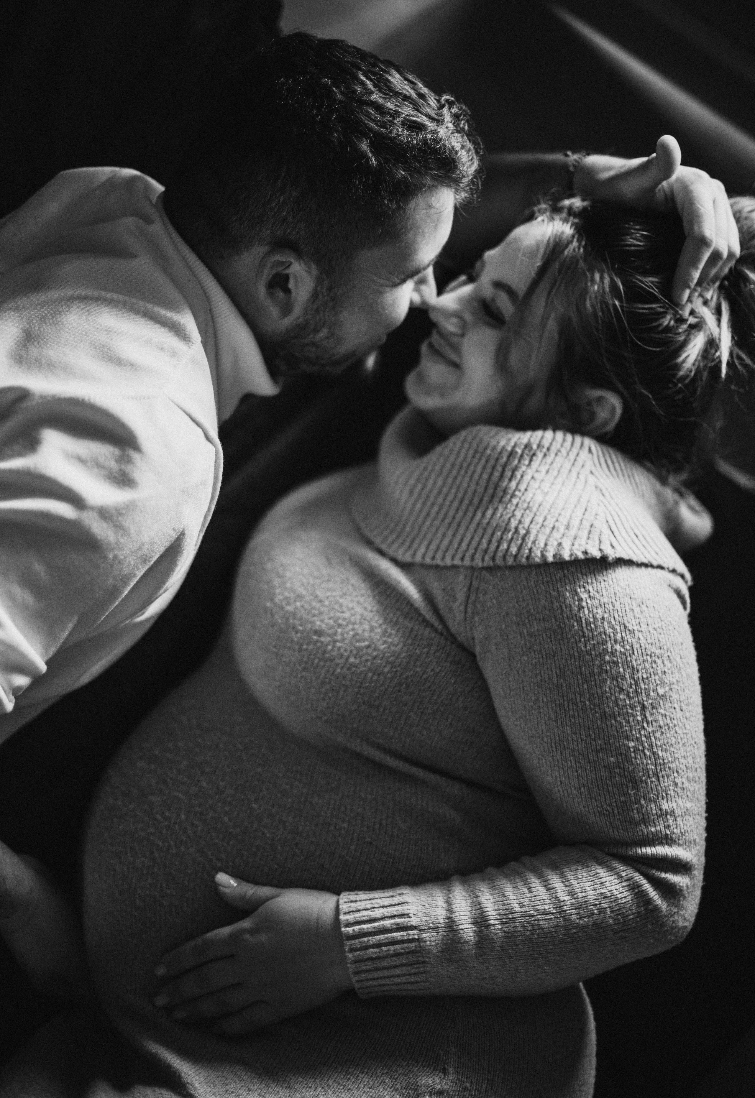 Ședințe foto pentru gravide. Fotograf de familie în Oradea Katsiaryna Ciortan