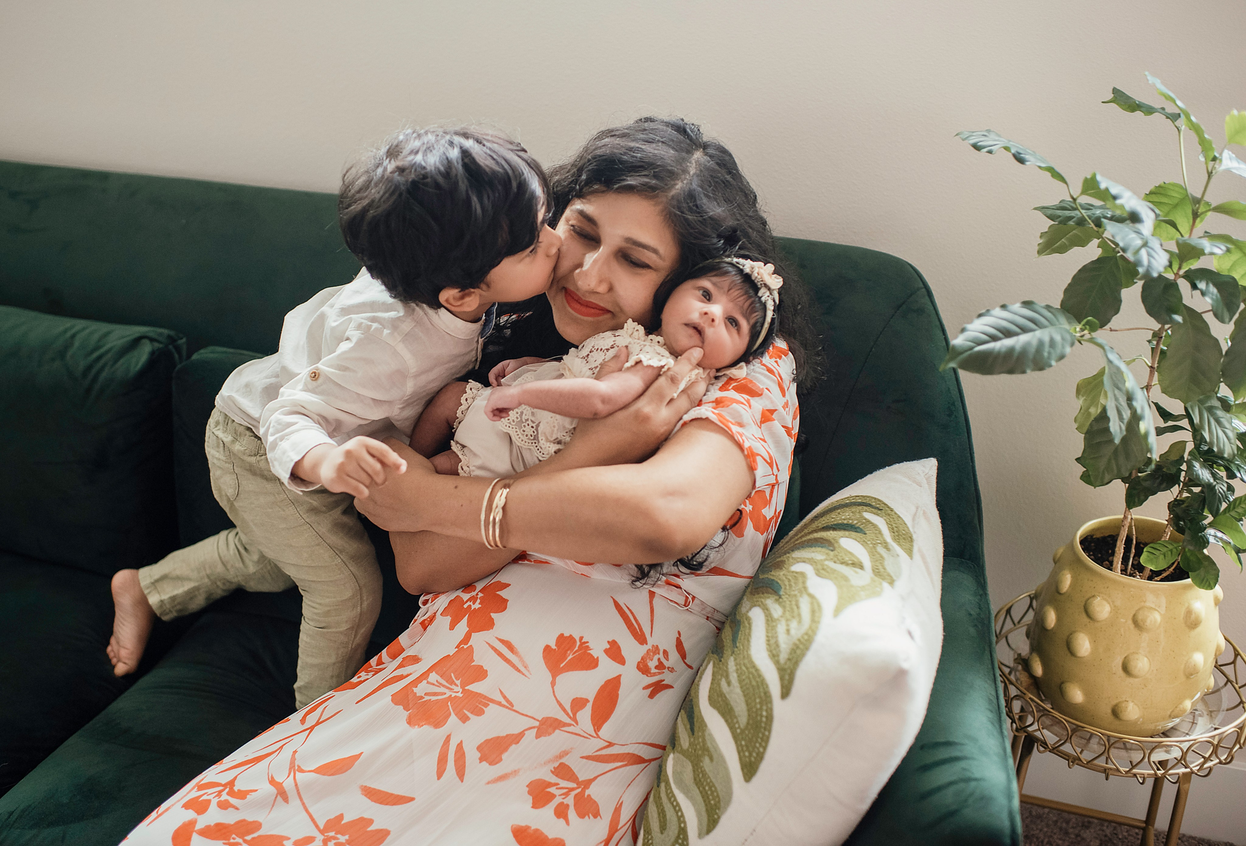 Little flower. Newborn, pregnancy, family photographer in New Jersey