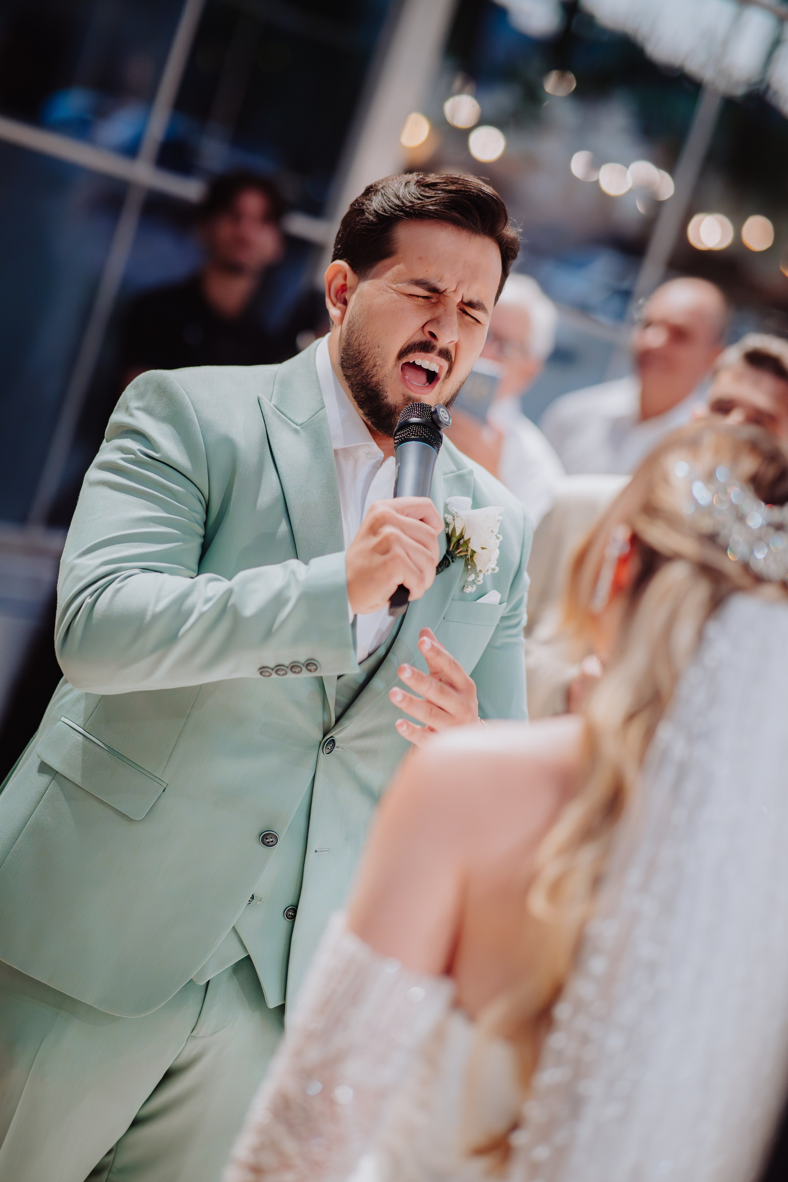 Leticia & Armado. O Casal Dos Noivos