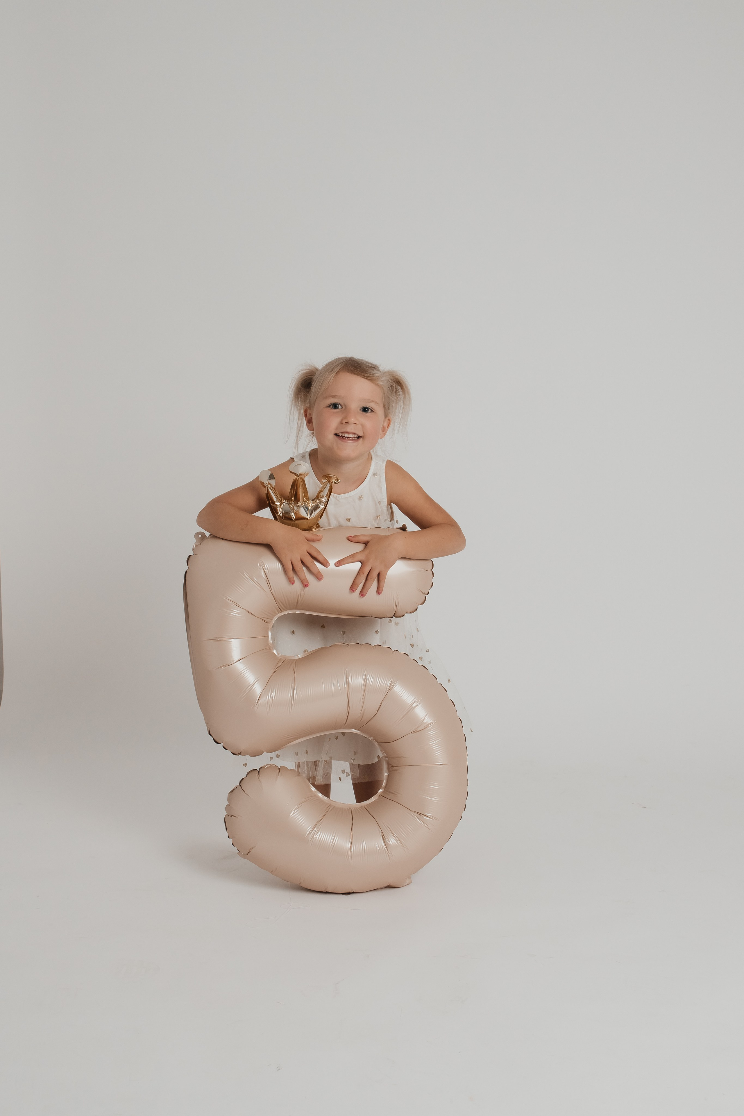 Kindershooting im Studio. Fotografin Heidenheim / Newborn, Babybauch & Familie - Nadine Schmalz