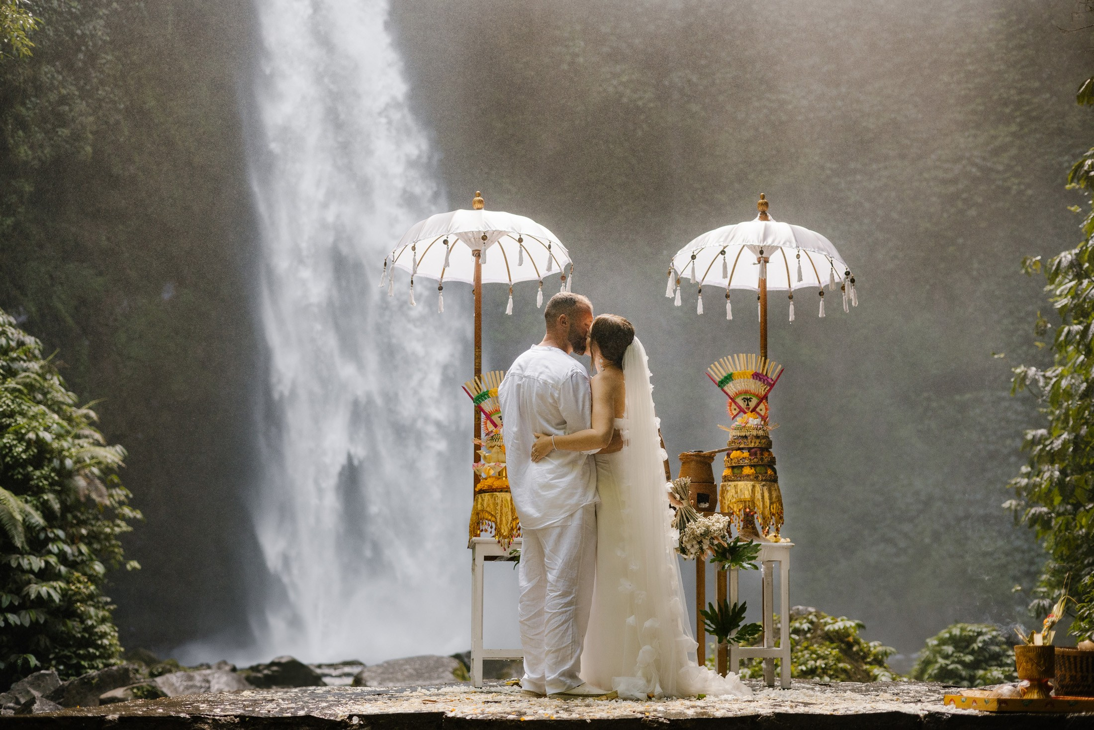 Family wedding. Getitfeel — Aesthetic Photography and Videography