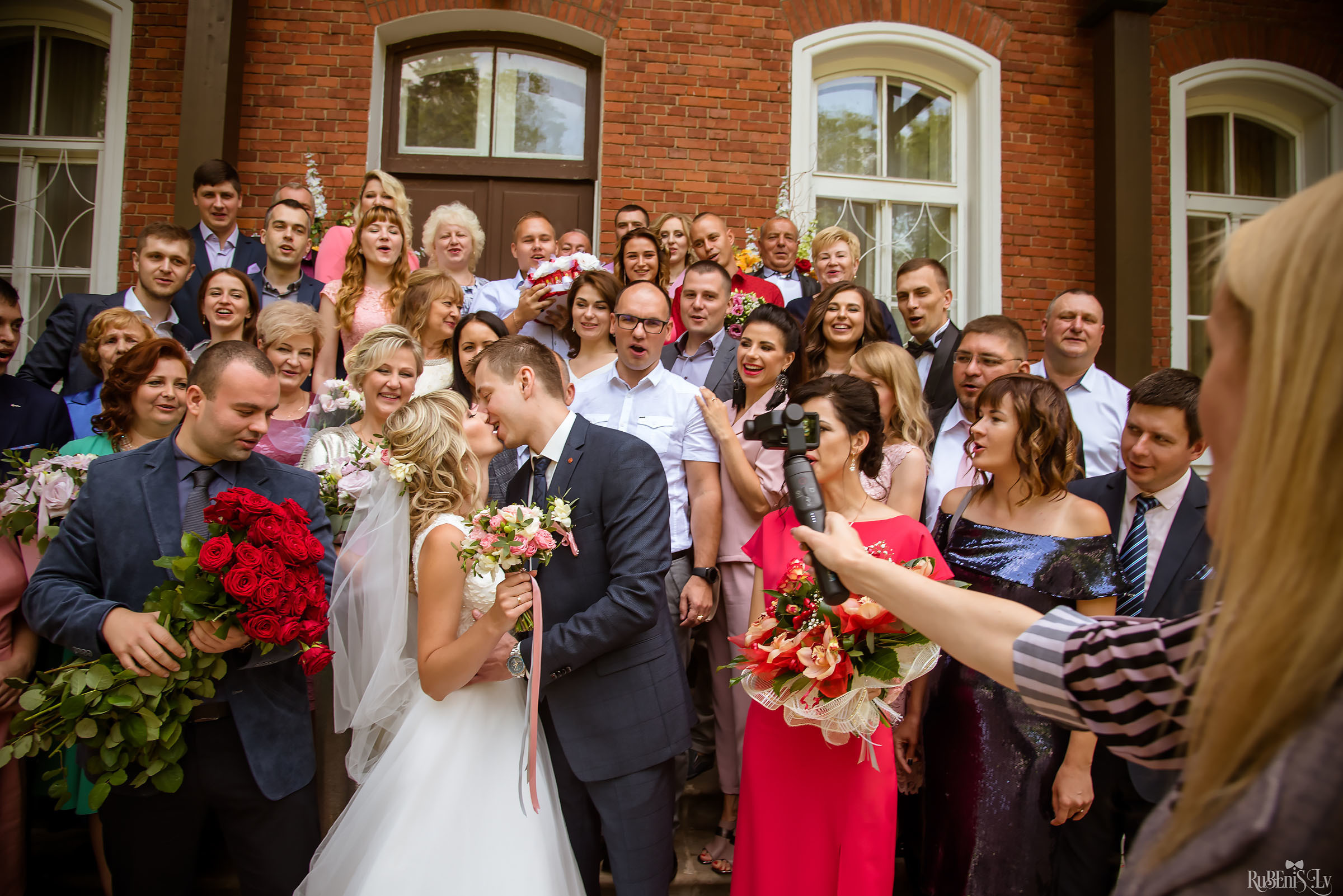 Ольга и Вадим. Фотограф Ромуальд Рубенис и Артемий Сташанс