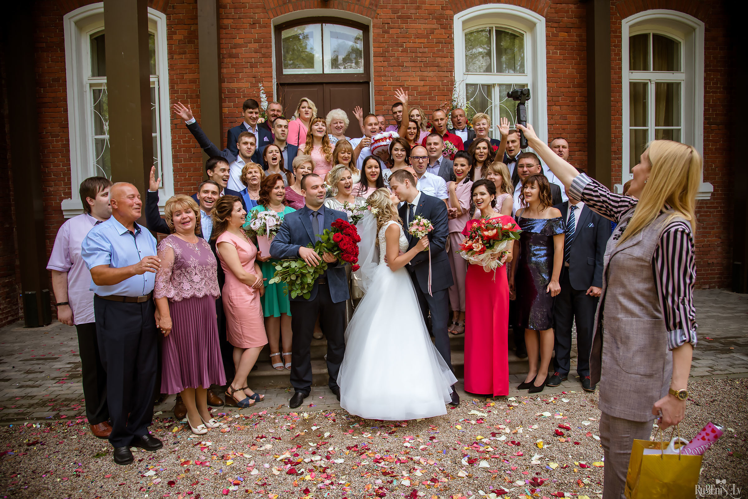 Ольга и Вадим. Фотограф Ромуальд Рубенис и Артемий Сташанс