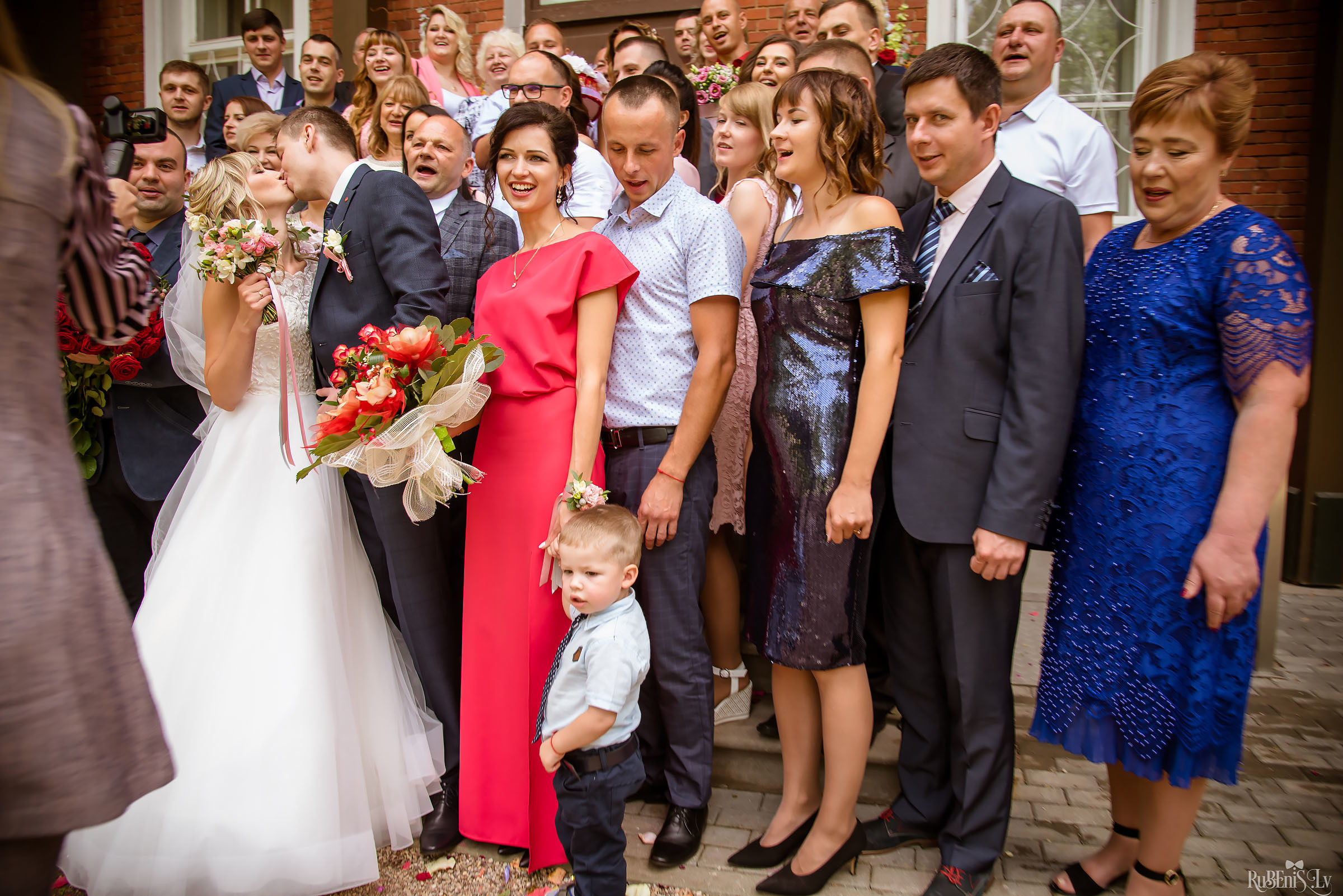 Ольга и Вадим. Фотограф Ромуальд Рубенис и Артемий Сташанс