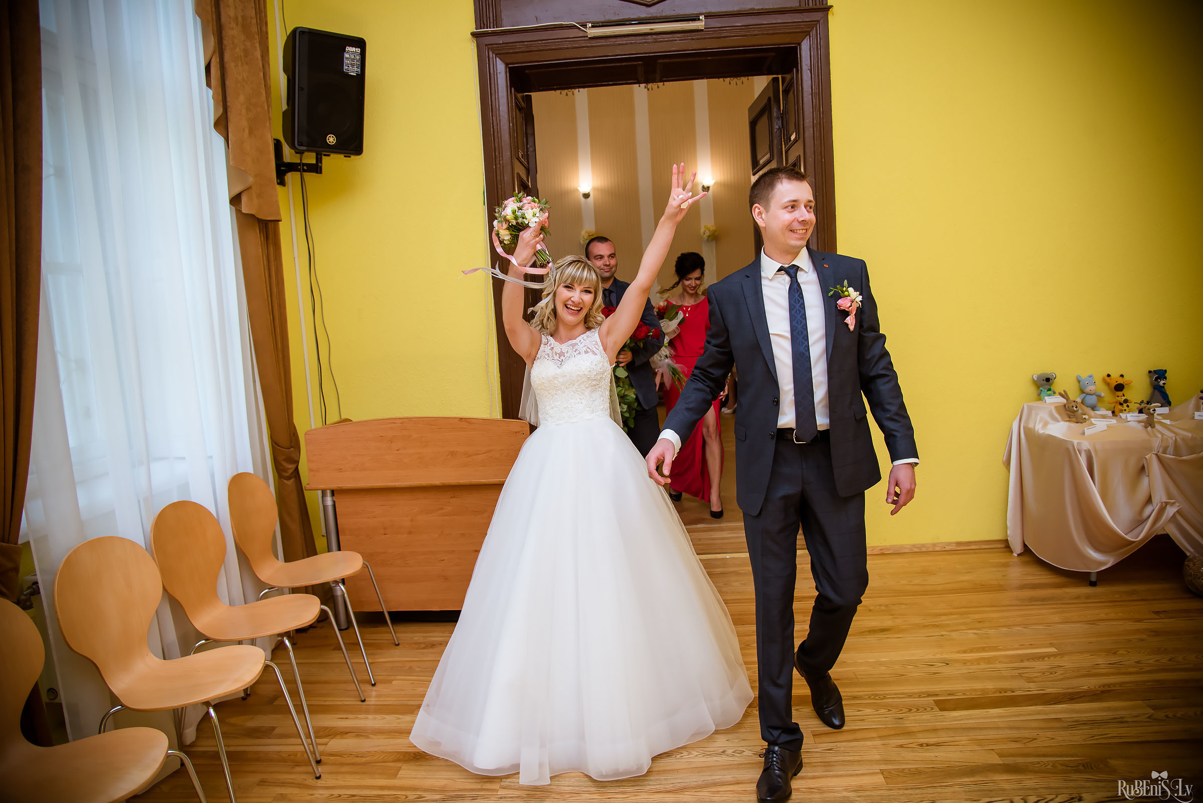 Ольга и Вадим. Фотограф Ромуальд Рубенис и Артемий Сташанс