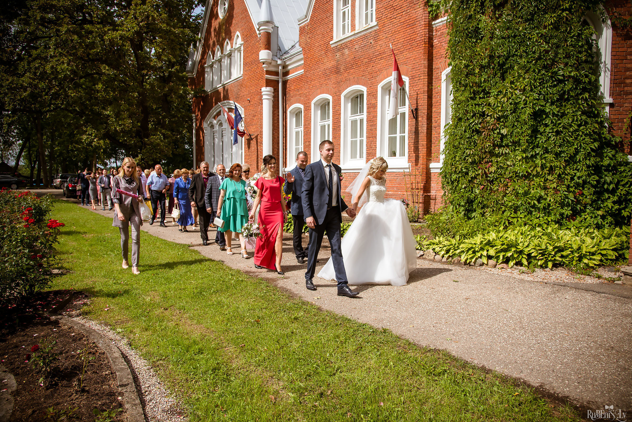 Ольга и Вадим. Фотограф Ромуальд Рубенис и Артемий Сташанс