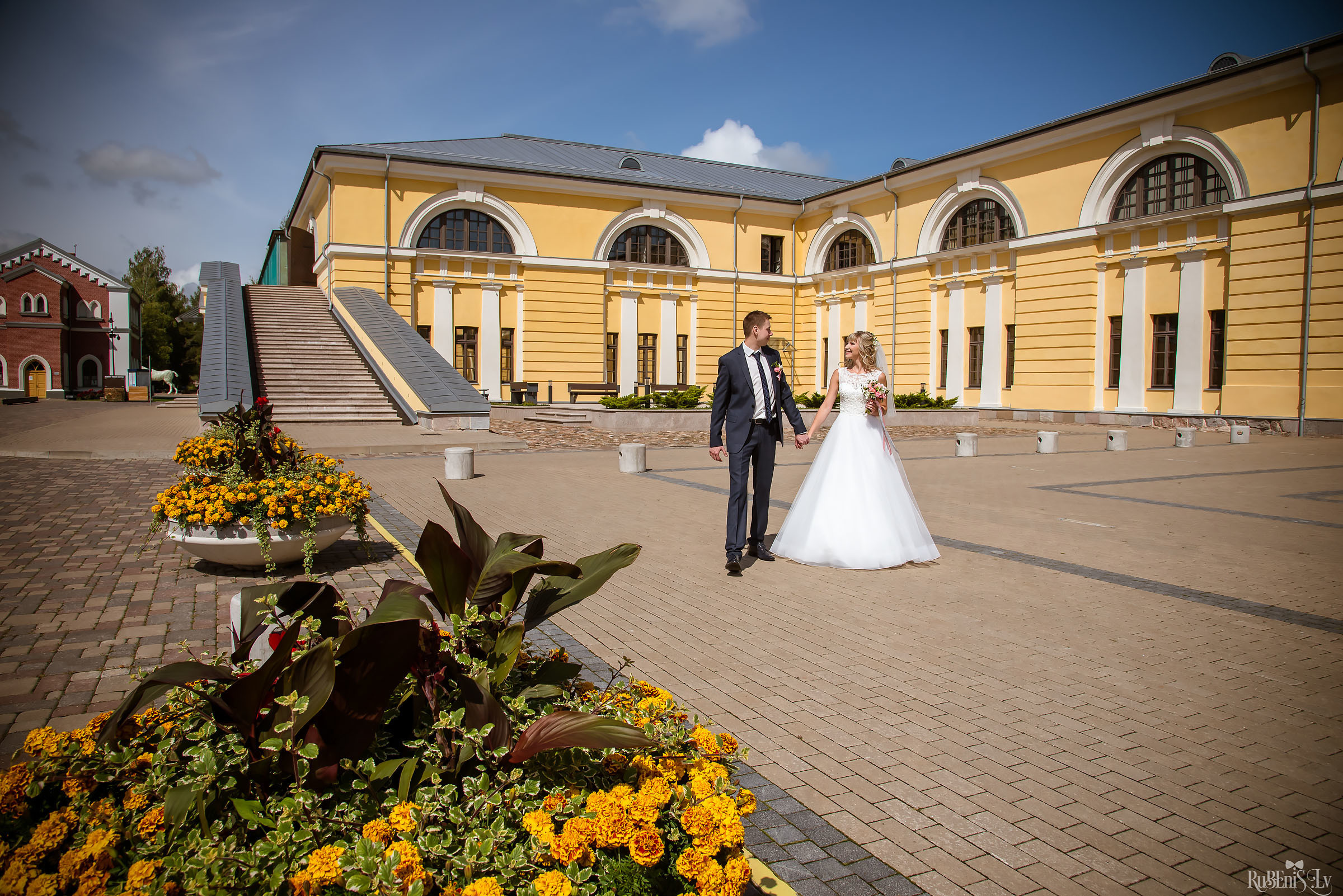 Ольга и Вадим. Фотограф Ромуальд Рубенис и Артемий Сташанс